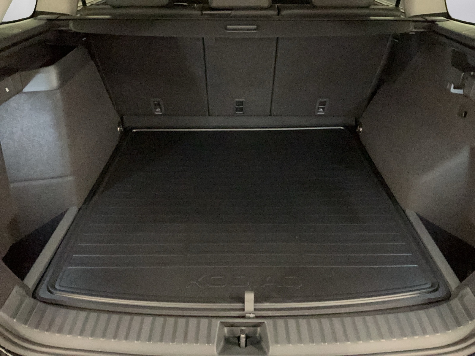 SKODA Kodiaq 1.5 TSI PHEV Dynamic - 12