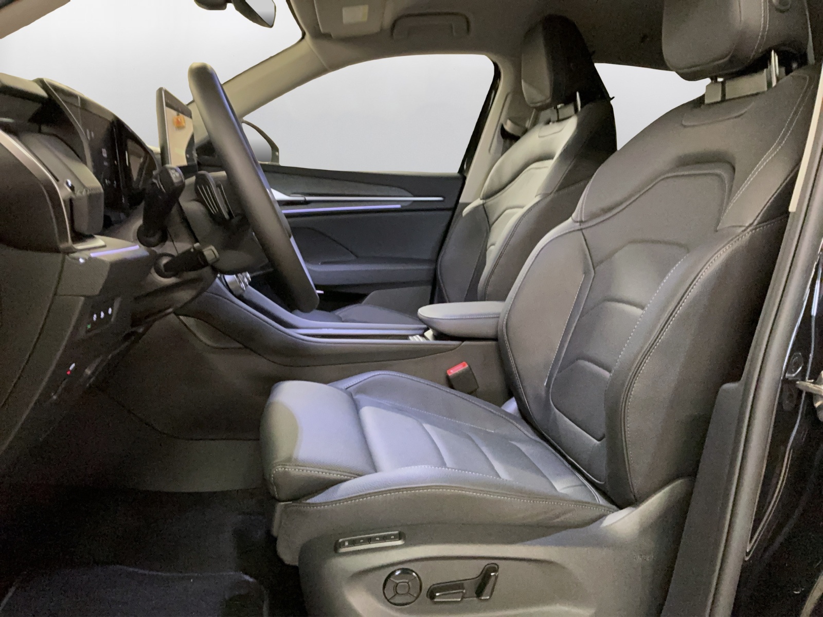 SKODA Kodiaq 1.5 TSI PHEV Dynamic - 10