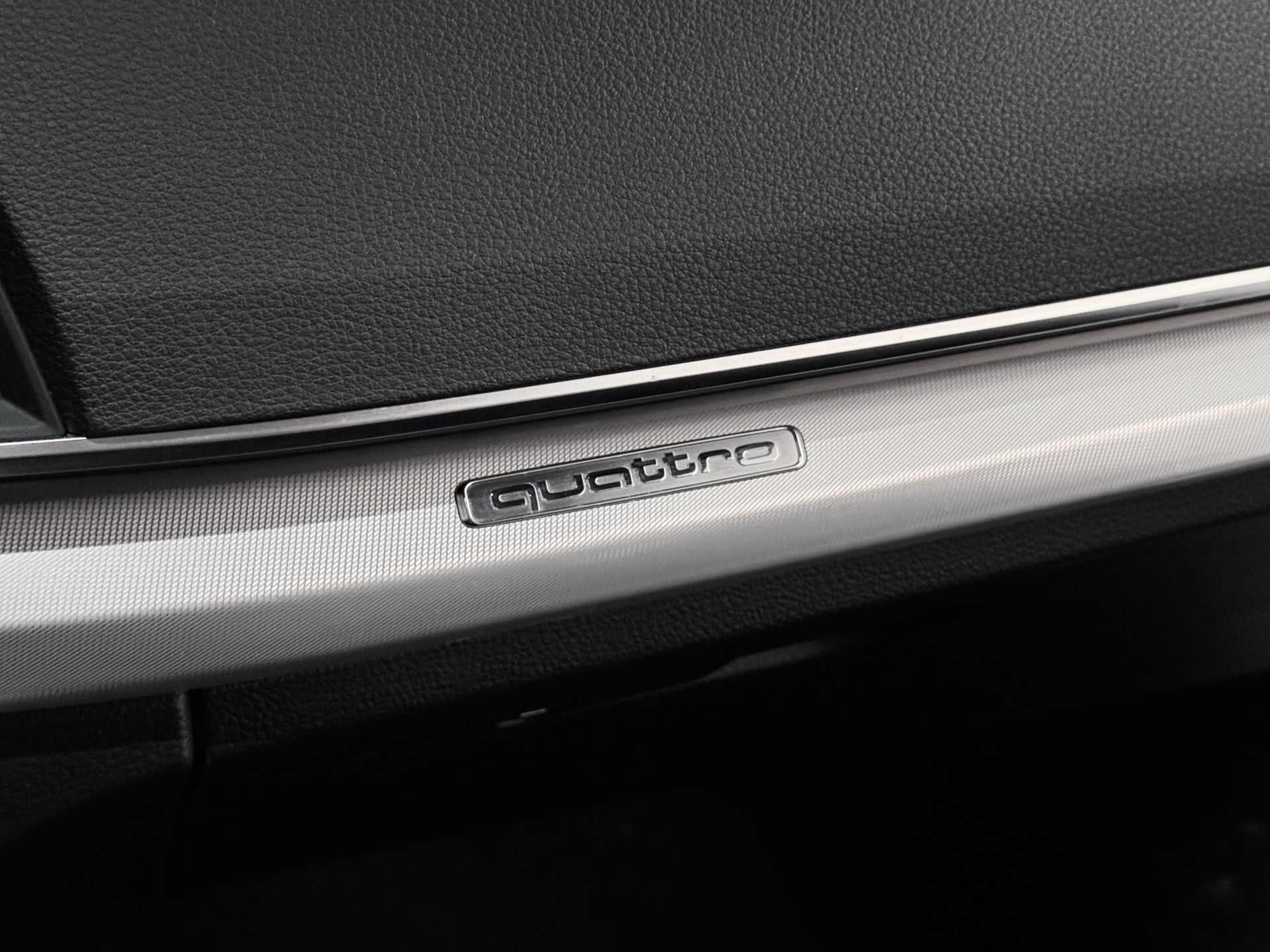 AUDI Q5 2.0 TDI sport quattro S-tronic - 21