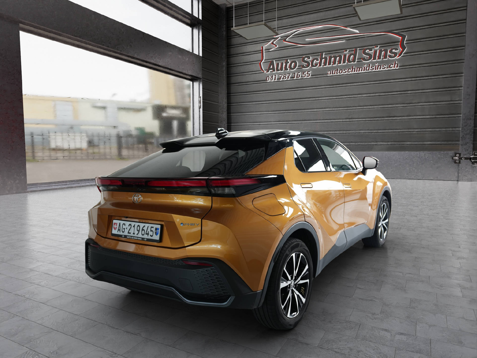 TOYOTA C-HR 2.0 PHEV Swiss Edition - 4