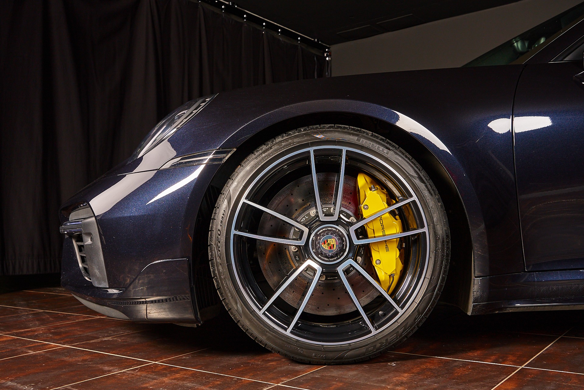 PORSCHE 911 Turbo S PDK - 2