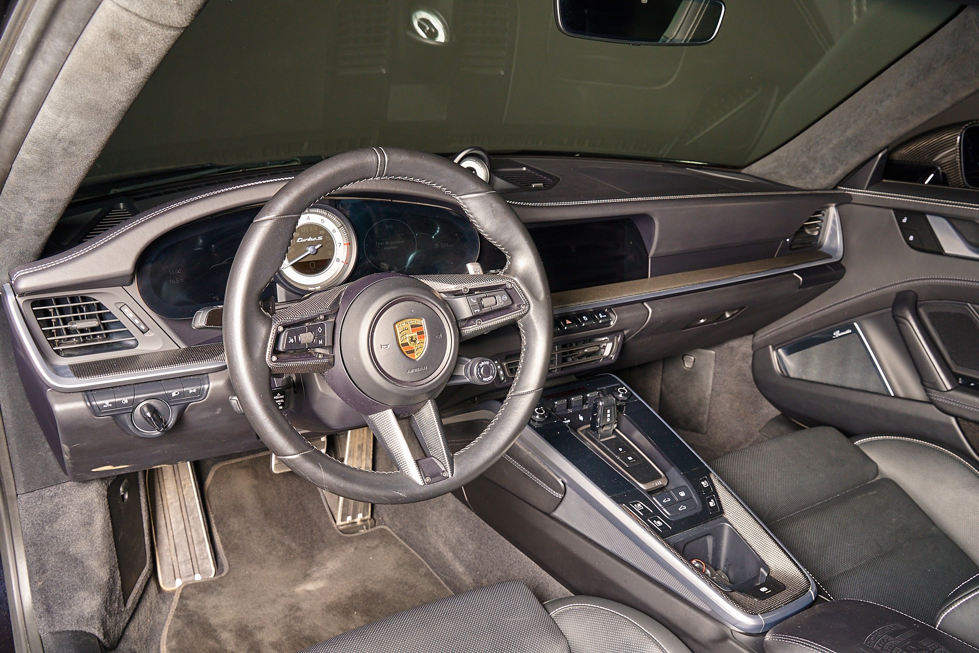 PORSCHE 911 Turbo S PDK - 13