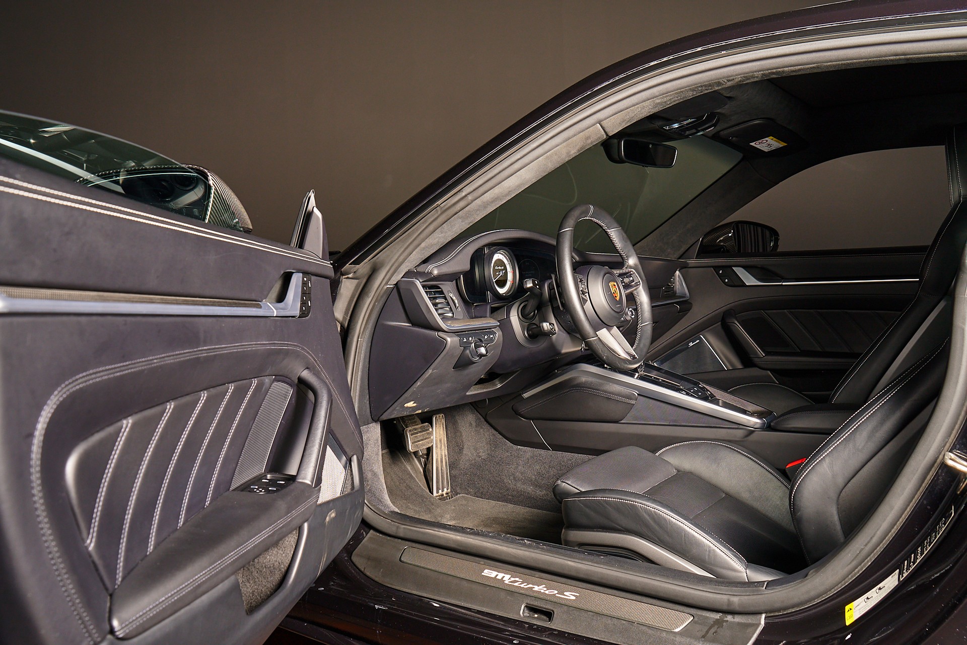 PORSCHE 911 Turbo S PDK - 12