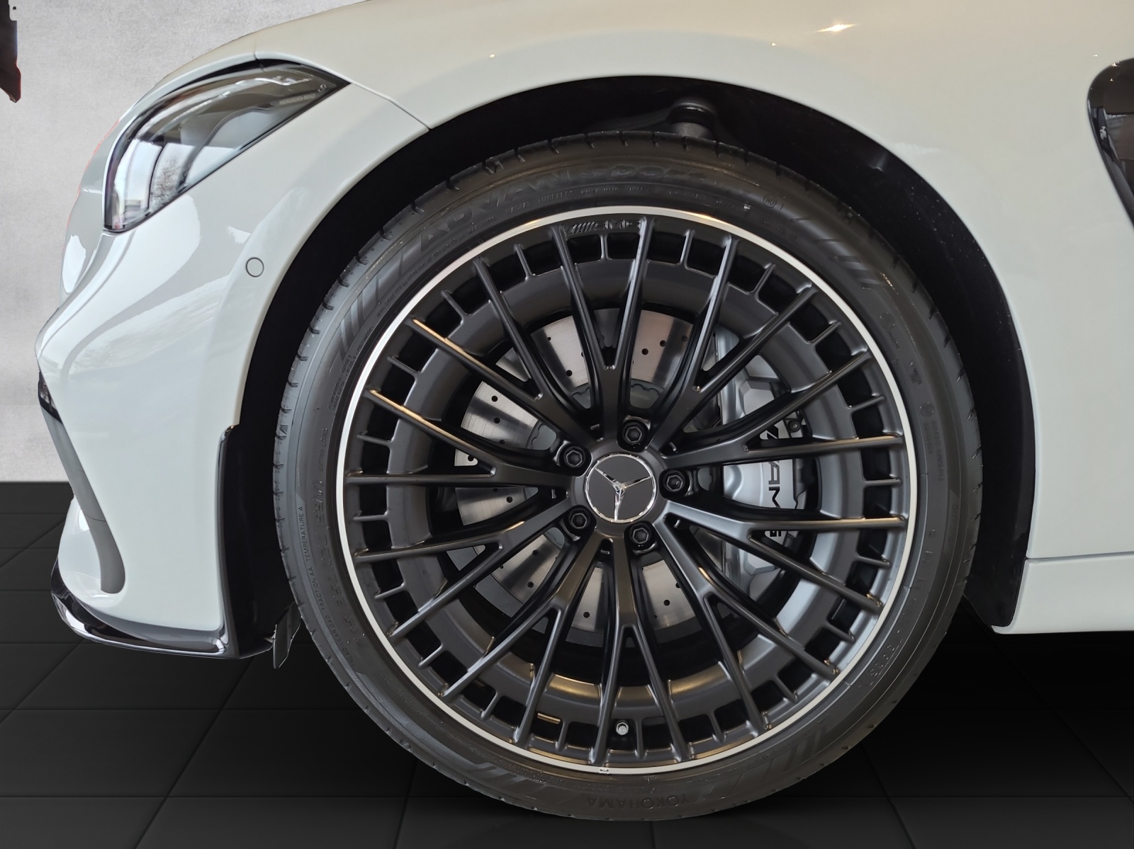 MERCEDES-BENZ CLE AMG 53 Cabrio 4Matic+ 9G-Tronic - 10