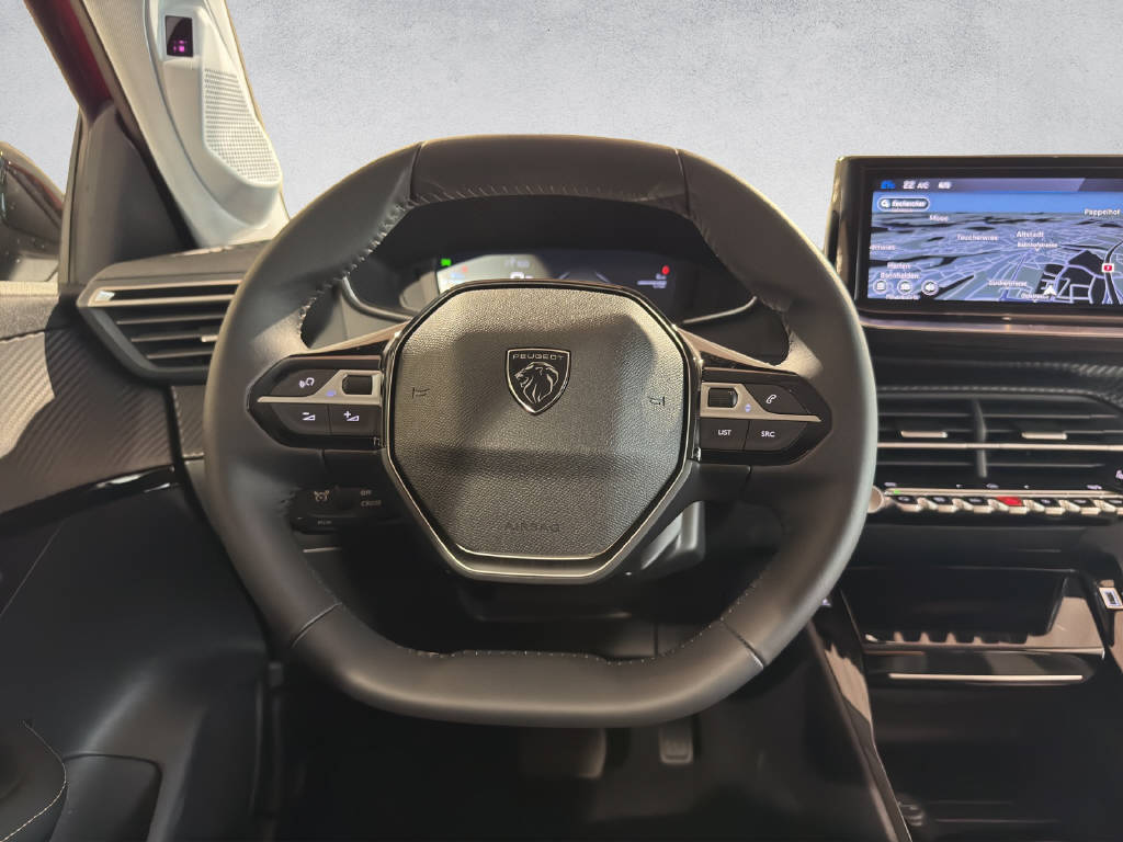 PEUGEOT 208 1.2 Hybrid Allure - 12