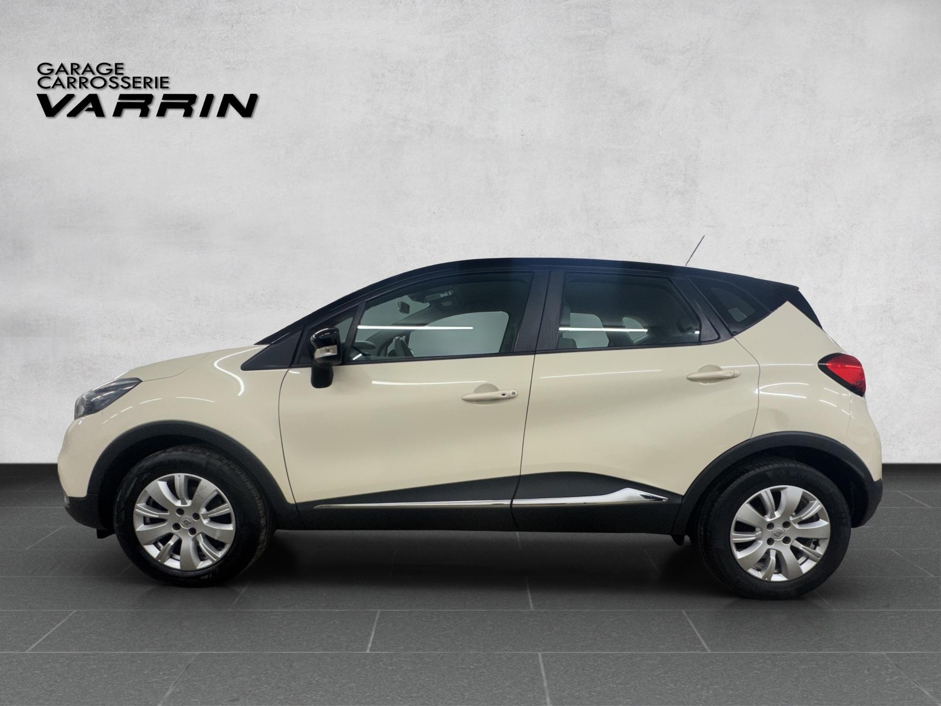 RENAULT Captur 1.2 TCe Dynamique EDC - 3