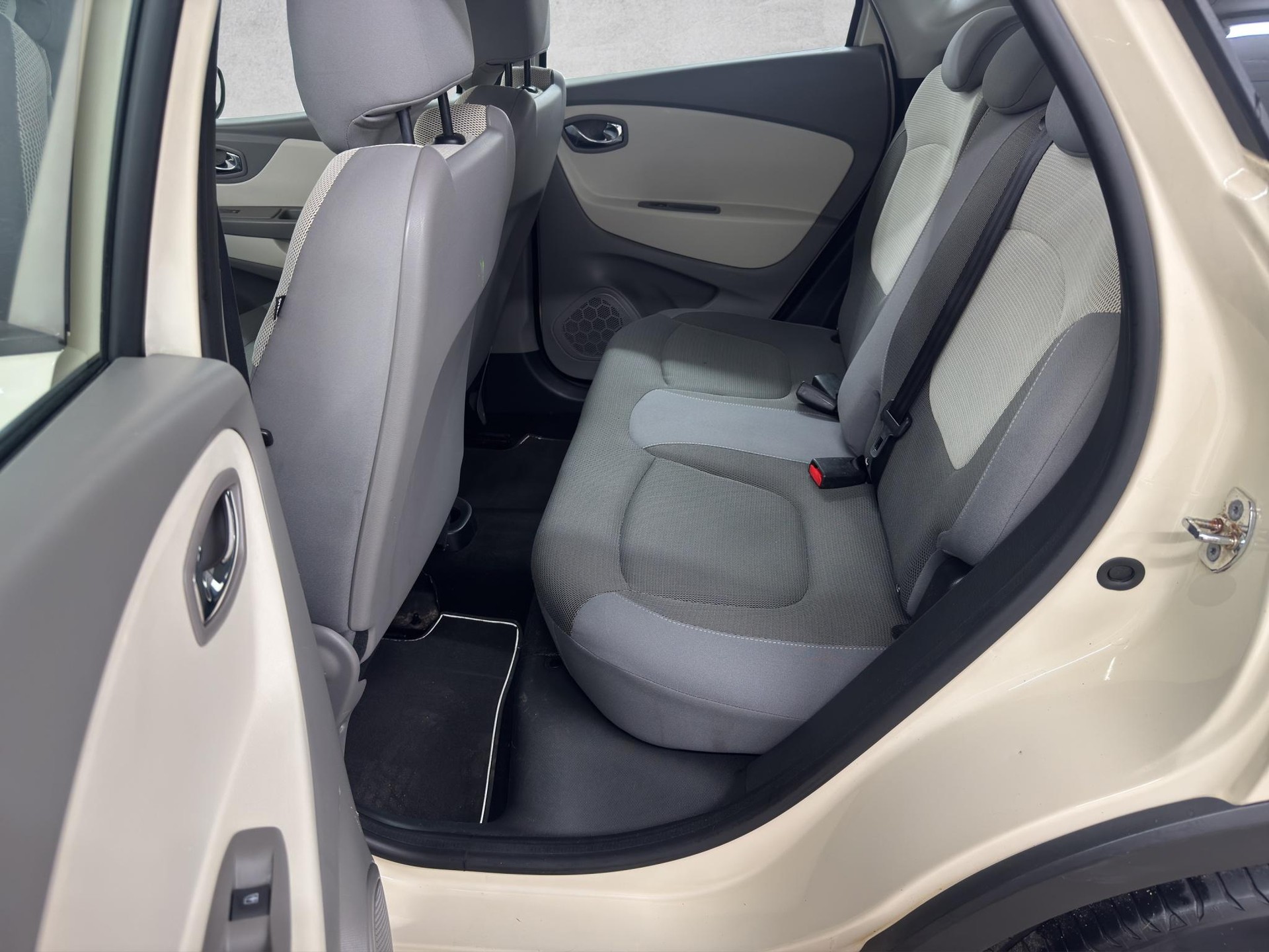 RENAULT Captur 1.2 TCe Dynamique EDC - 15