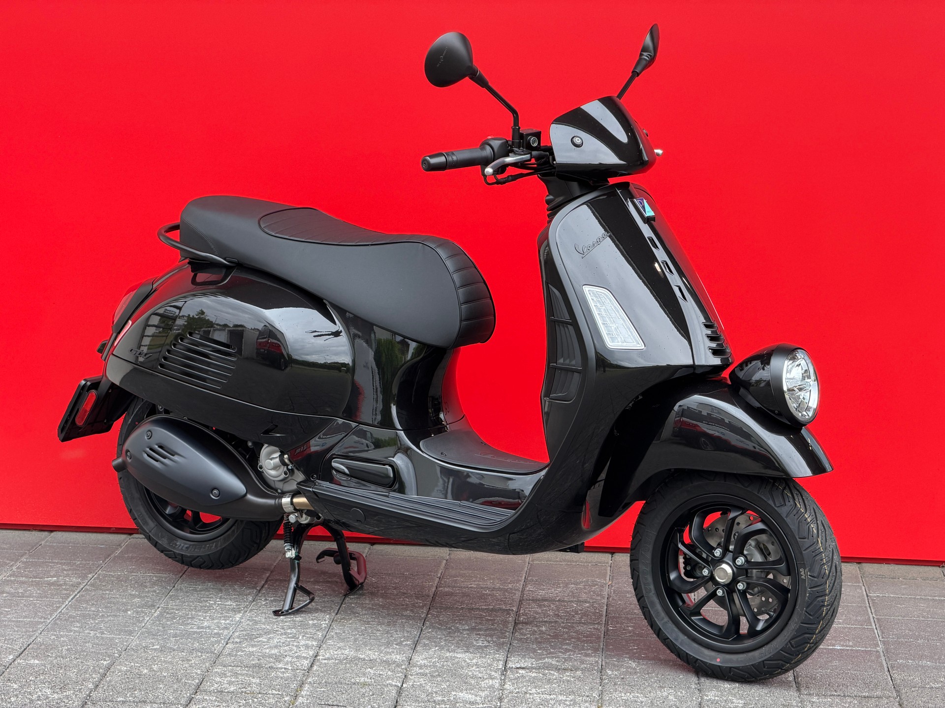 PIAGGIO Vespa GTV 300 ''Notte'' - 15