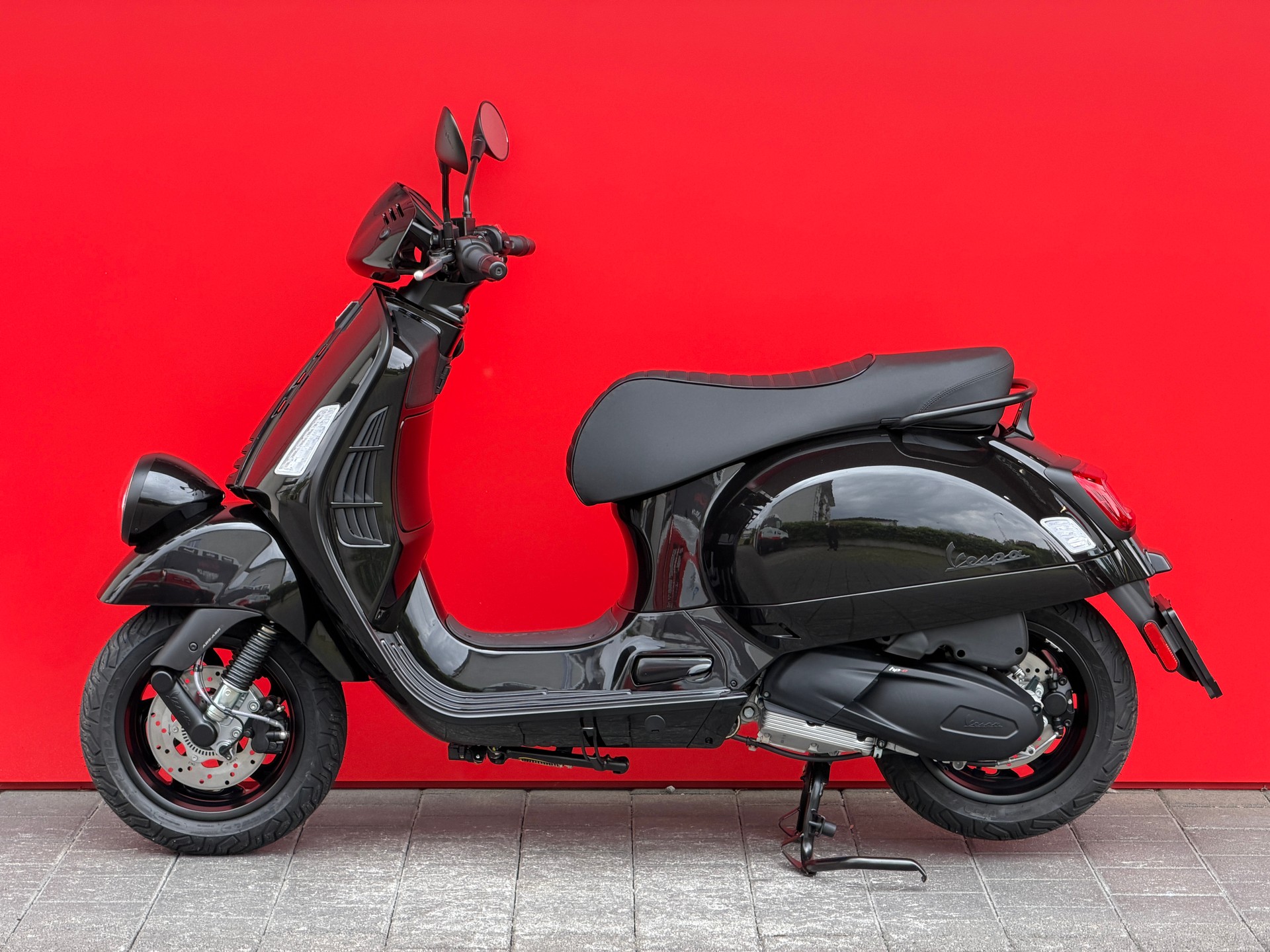 PIAGGIO Vespa GTV 300 ''Notte'' - 11