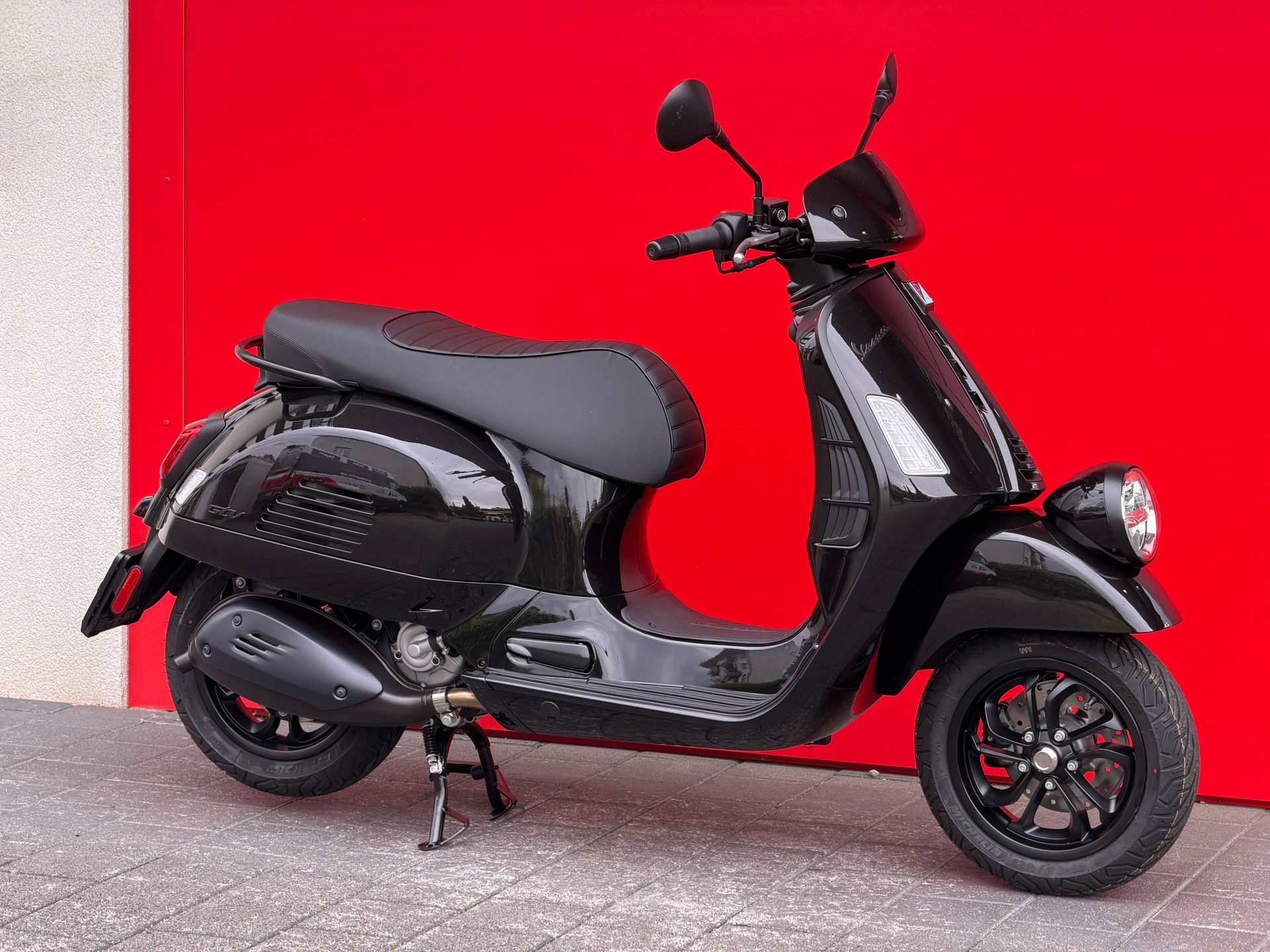PIAGGIO Vespa GTV 300 ''Notte'' - 3