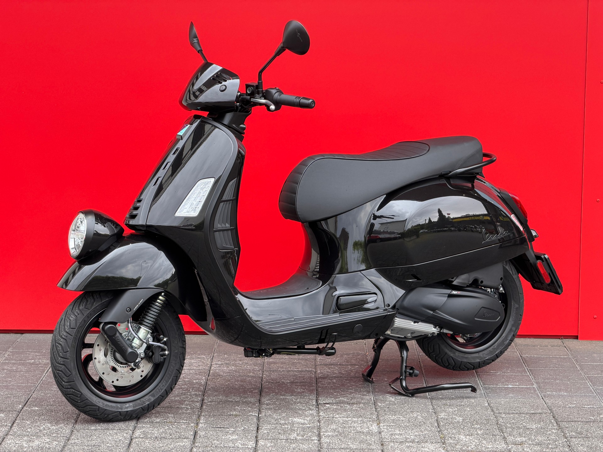 PIAGGIO Vespa GTV 300 ''Notte'' - 10