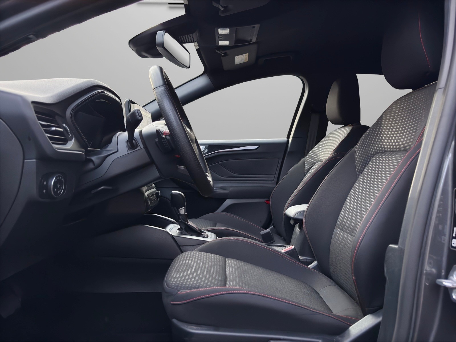 FORD Focus 1.0 MHEV ST-Line Automat - 8