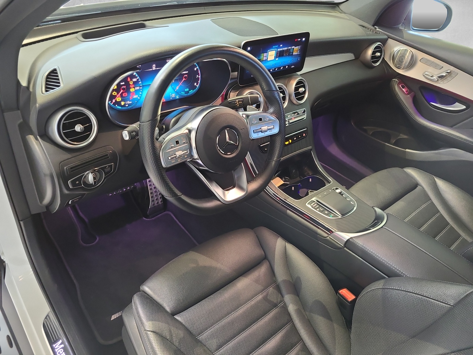 MERCEDES-BENZ GLC 300 AMG Line 4Matic 9G-Tronic - 7