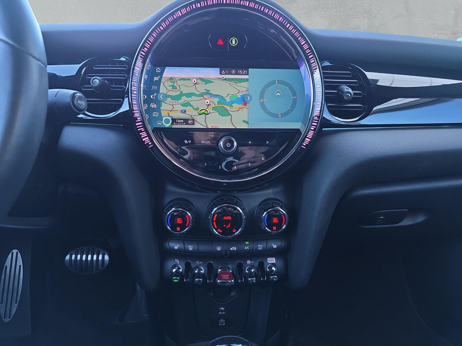 MINI John Cooper Works Cabrio F57 2.0i (CH) - 18
