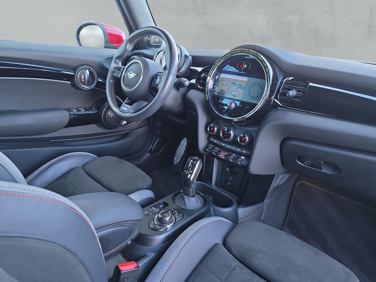 MINI John Cooper Works Cabrio F57 2.0i (CH) - 15