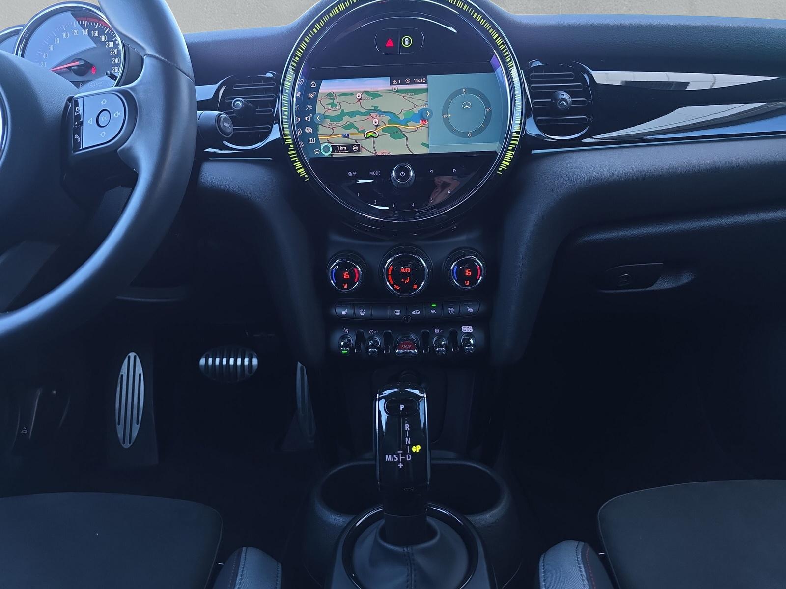 MINI John Cooper Works Cabrio F57 2.0i (CH) - 17