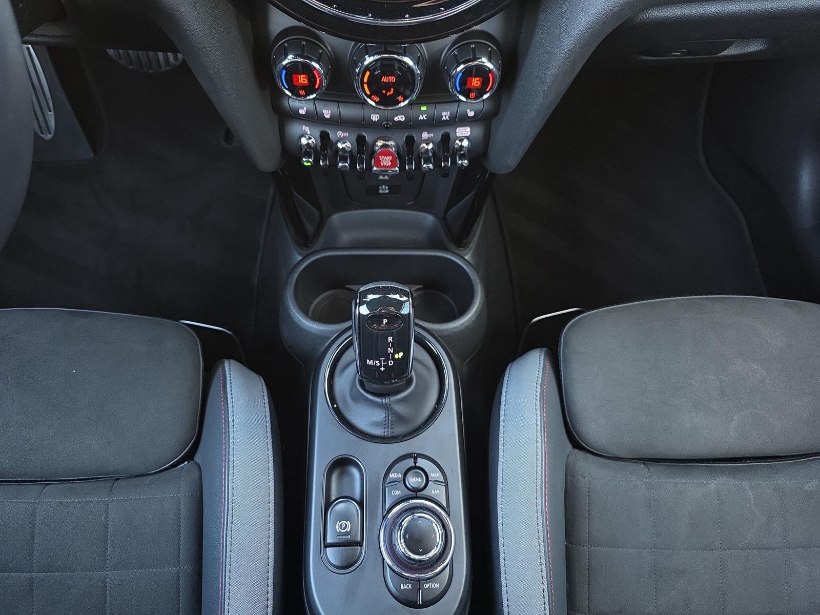 MINI John Cooper Works Cabrio F57 2.0i (CH) - 26