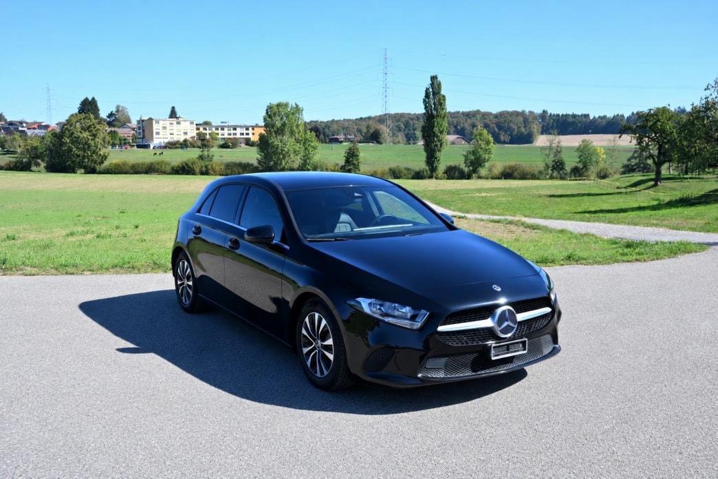 MERCEDES-BENZ A 200 d SE Line 8G-DCT - 2