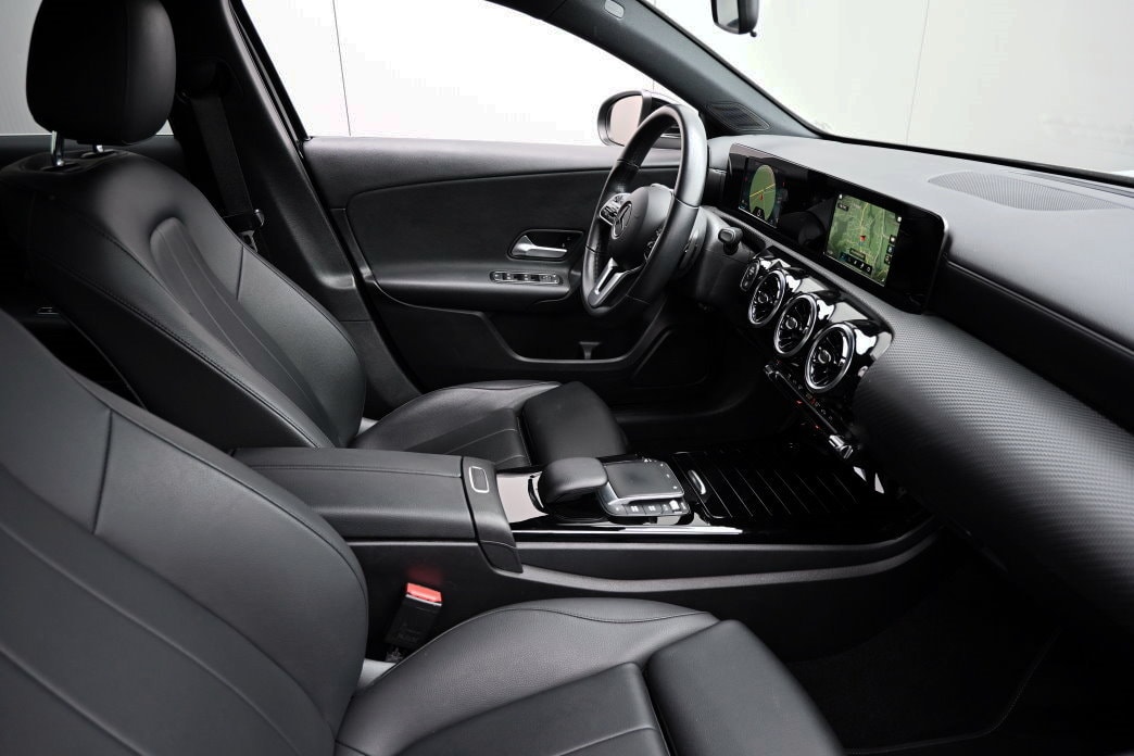 MERCEDES-BENZ A 200 d SE Line 8G-DCT - 5