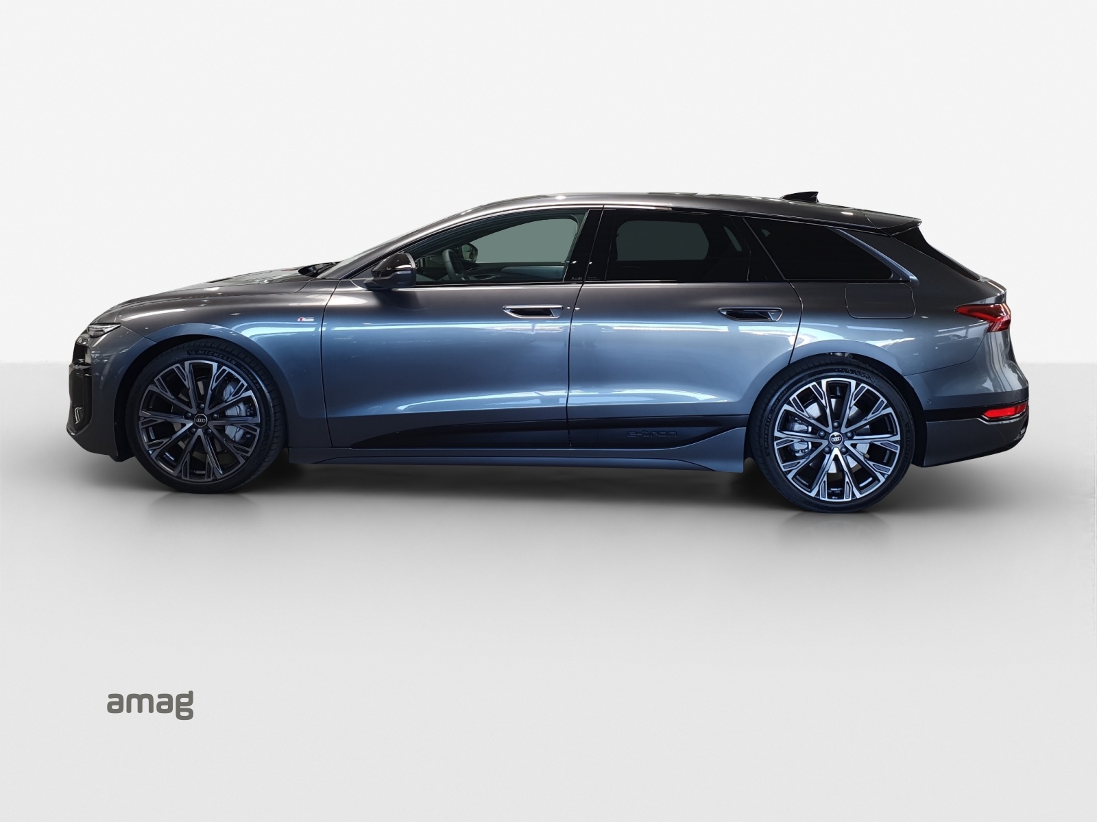 AUDI A6 Avant e-tron quattro - 2