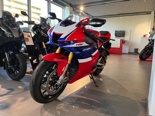 HONDA CBR 1000 RR-R Fireblade SP