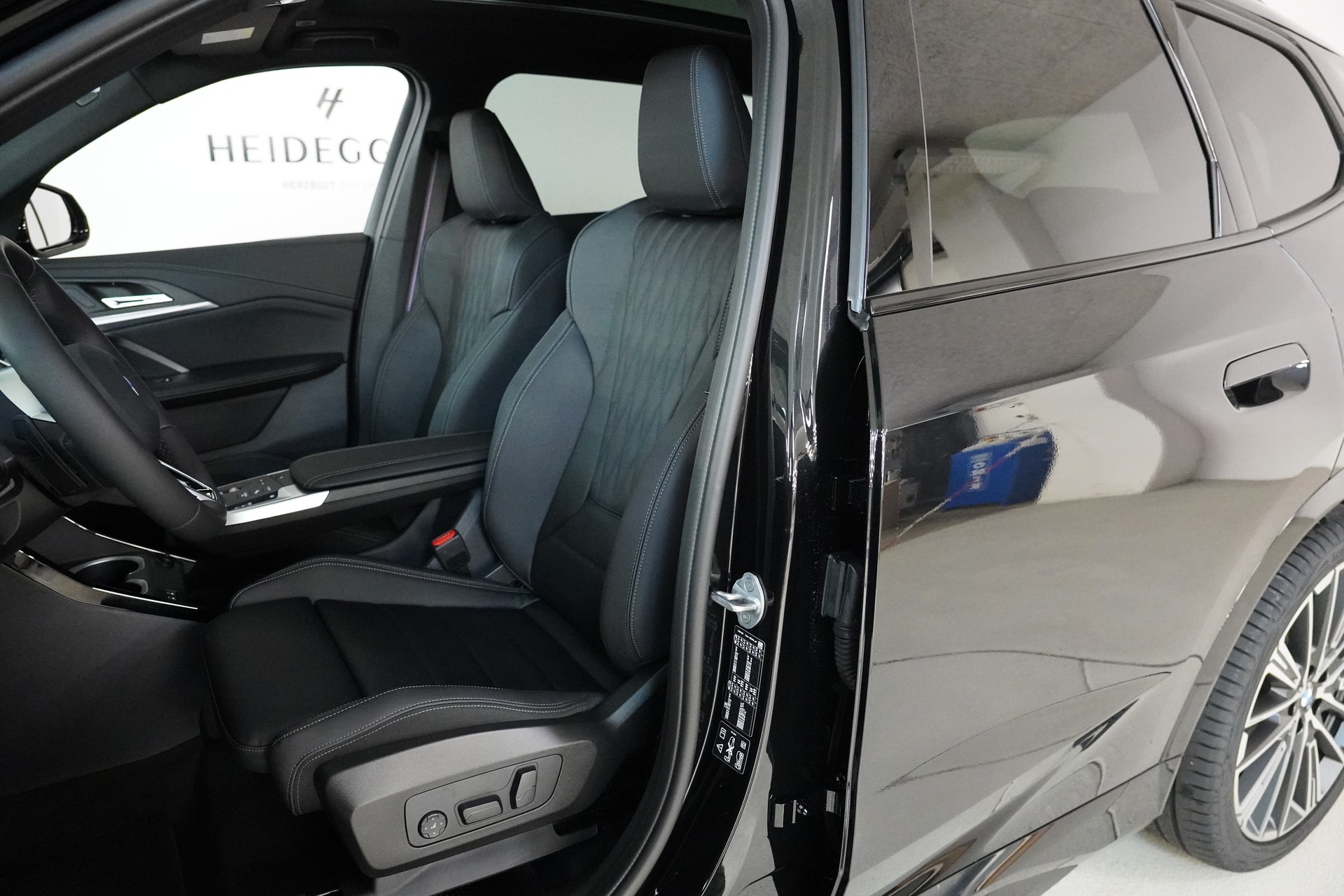 BMW X1 xDrive 23d 48V M Sport Pro - 12