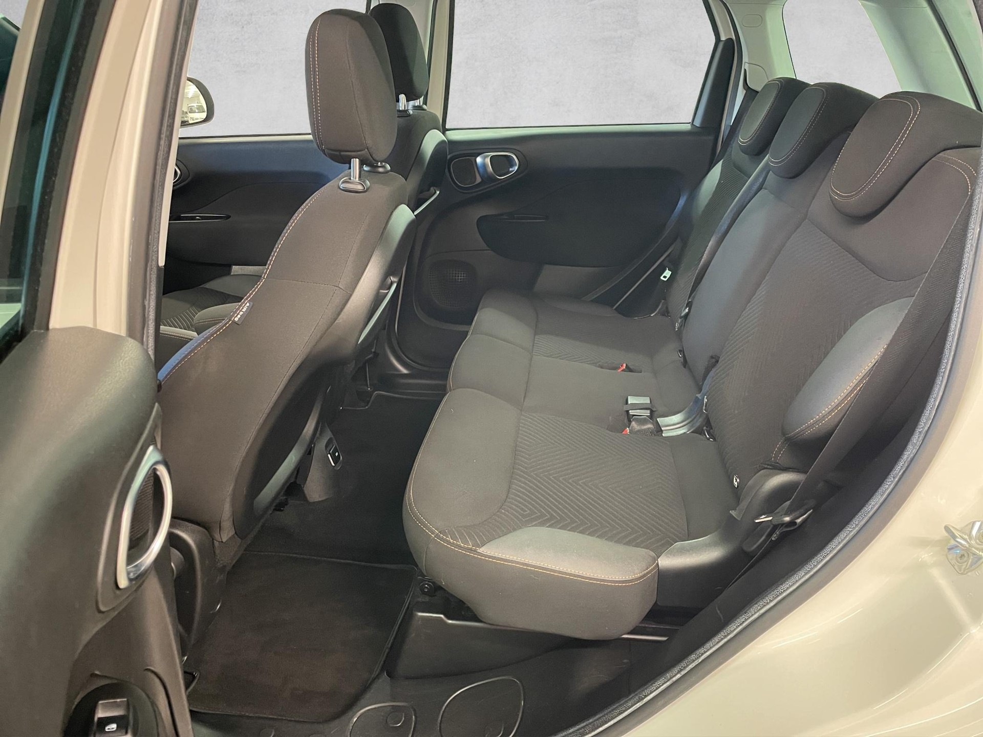 FIAT 500 L 1.4 T-Jet S-Design - 15