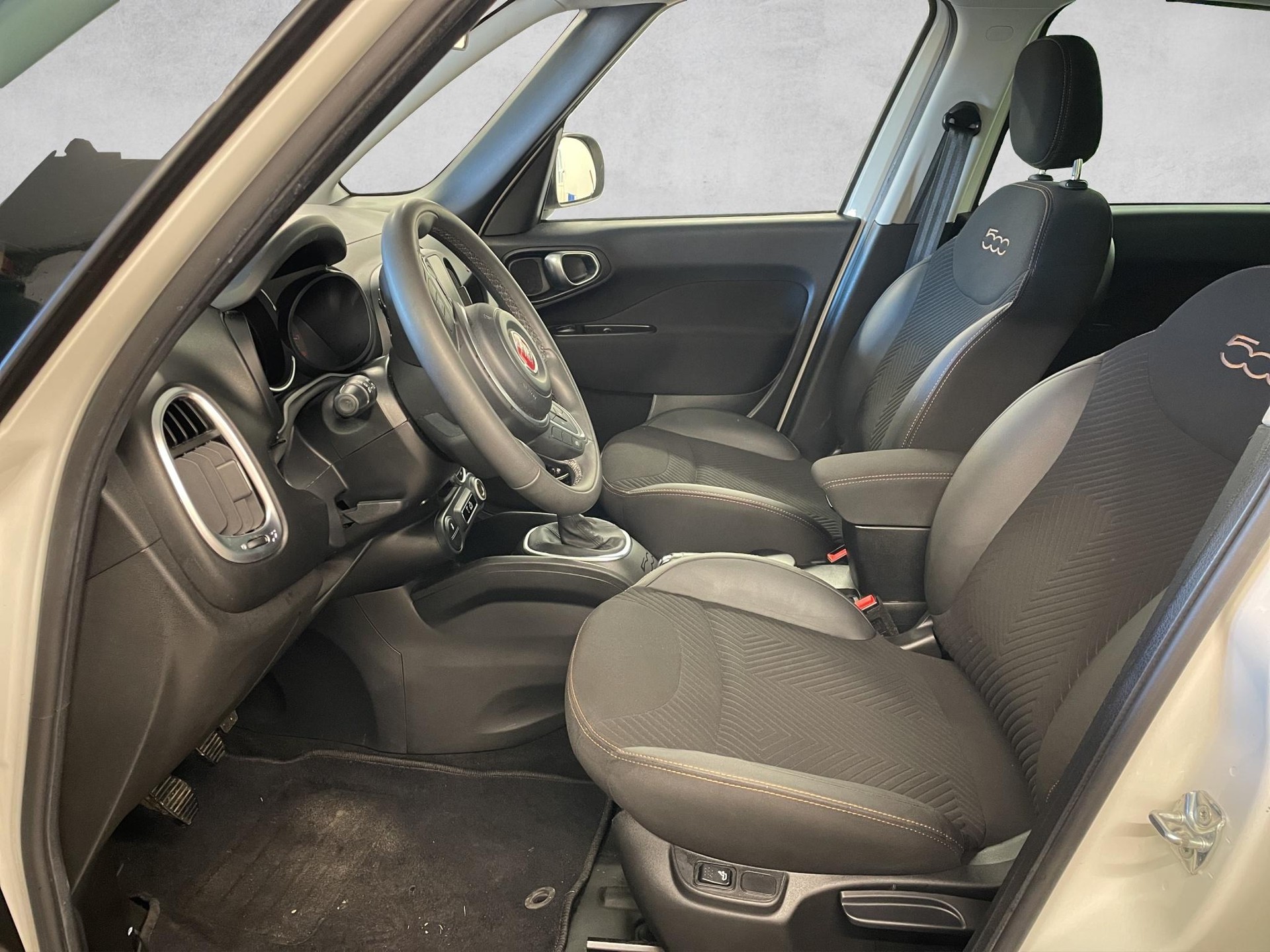 FIAT 500 L 1.4 T-Jet S-Design - 10