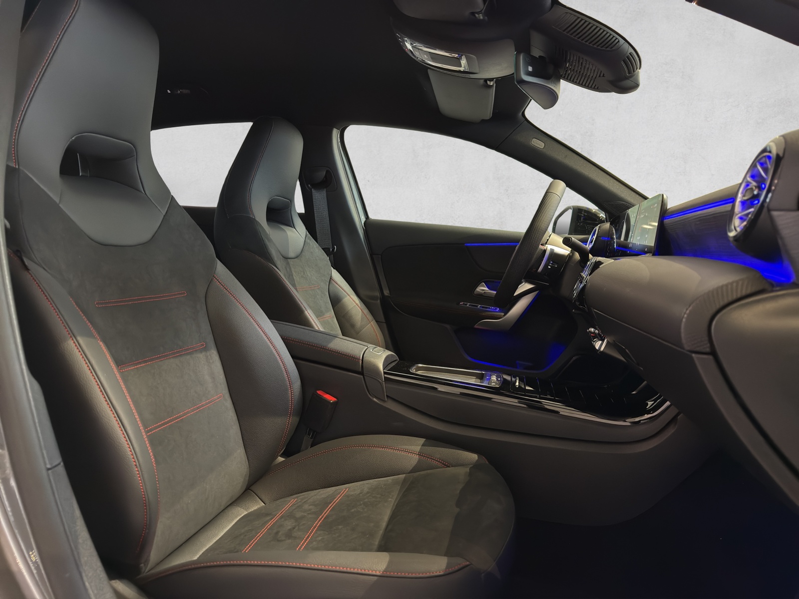MERCEDES-BENZ A 250 4M AMG W177 - 13