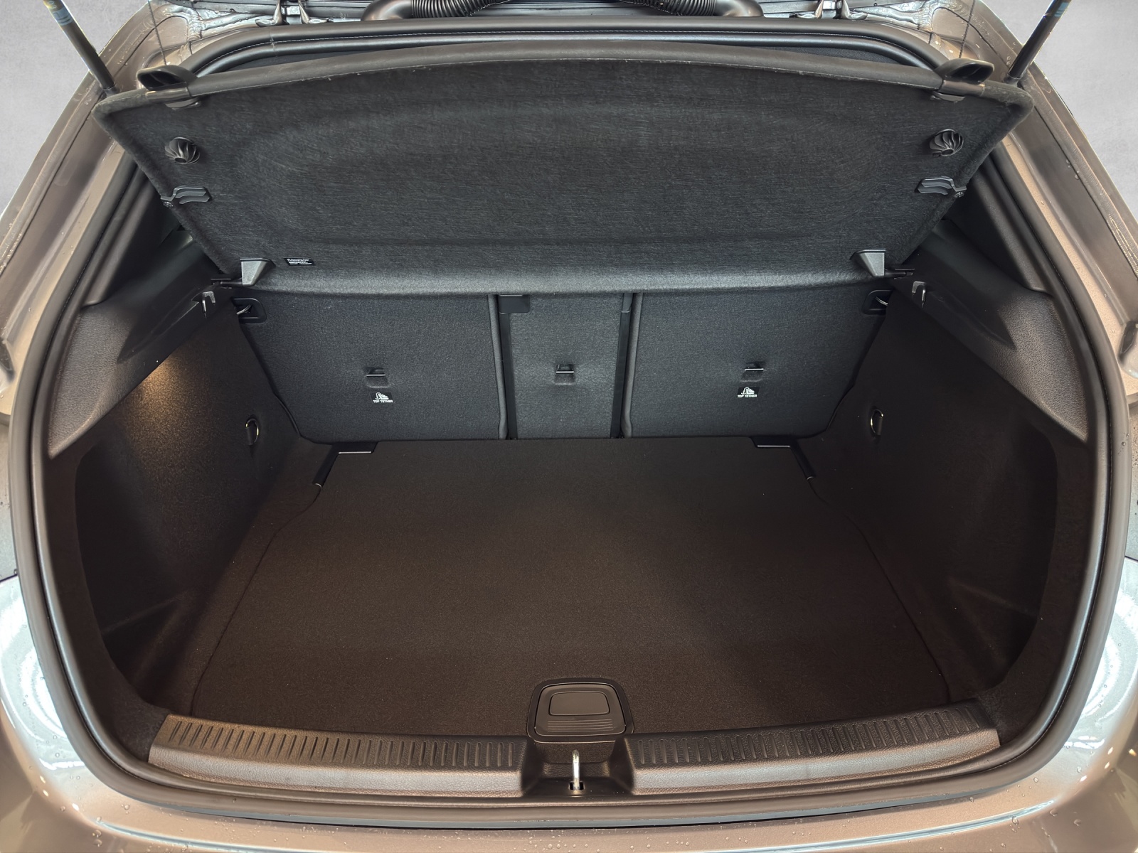 MERCEDES-BENZ A 250 4M AMG W177 - 6