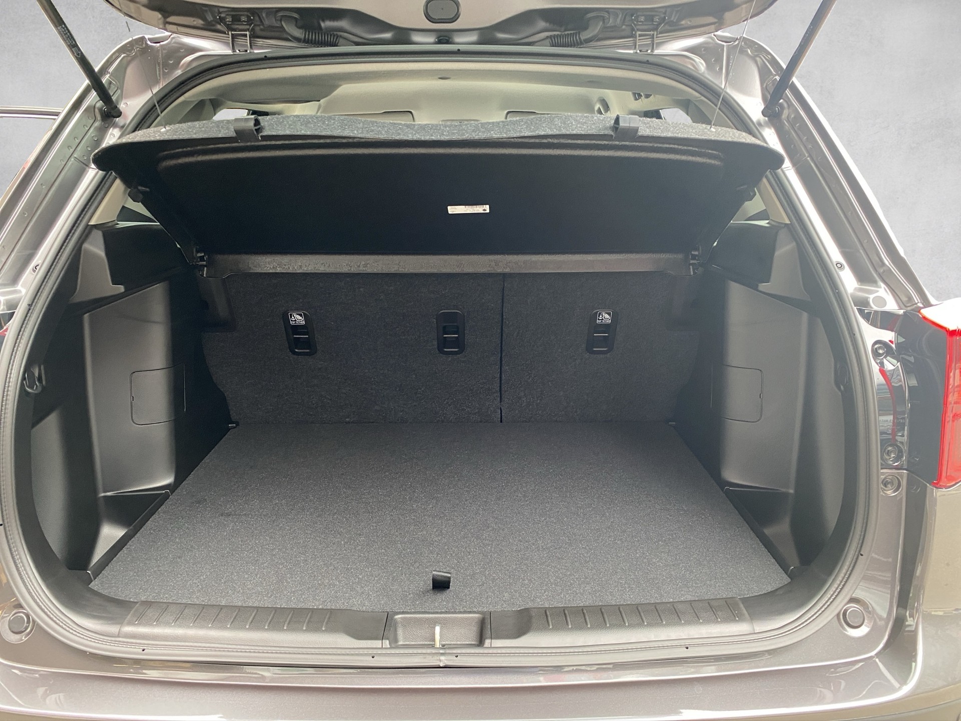 SUZUKI Vitara 1.4 Boosterjet Compact + 4x4 Hybrid Automatic - 19