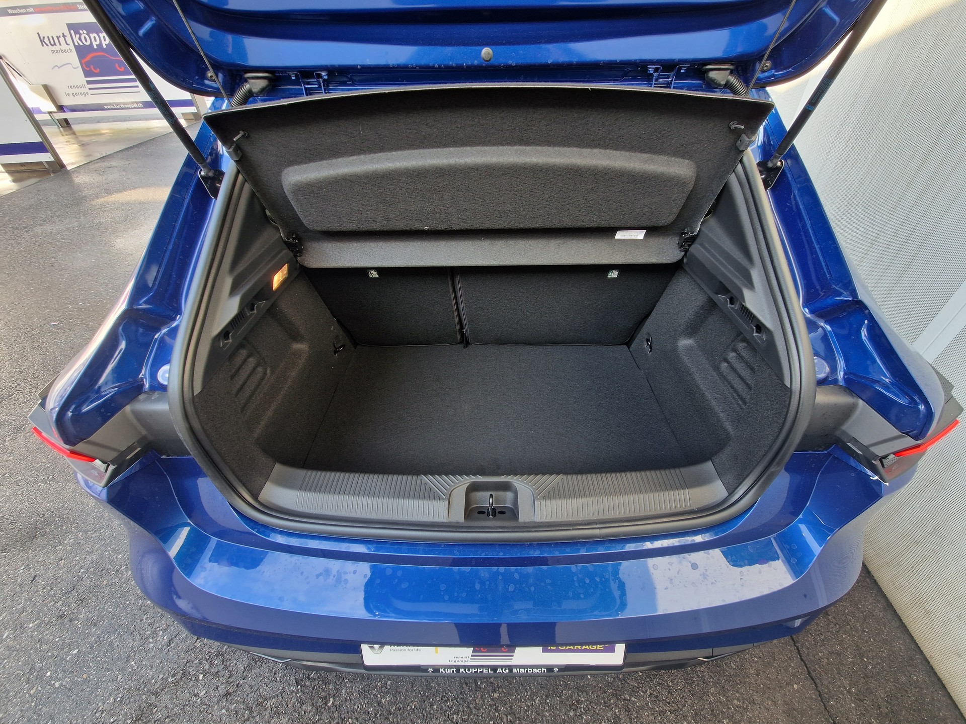 RENAULT Clio 1.8 E-Tech Techno - 4