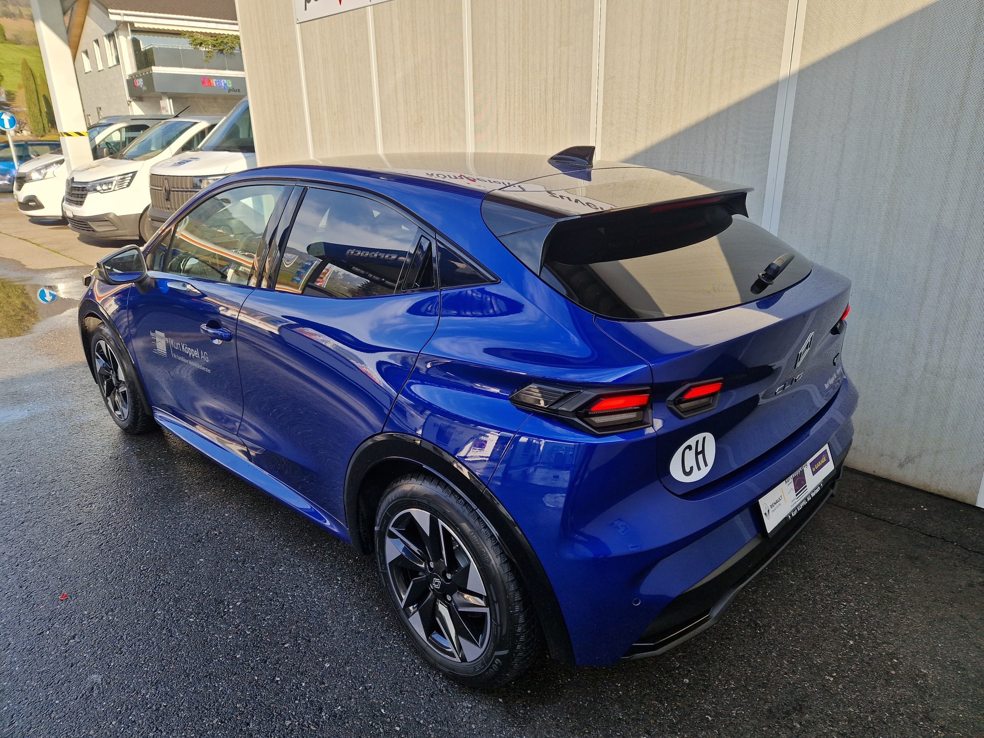 RENAULT Clio 1.8 E-Tech Techno - 3