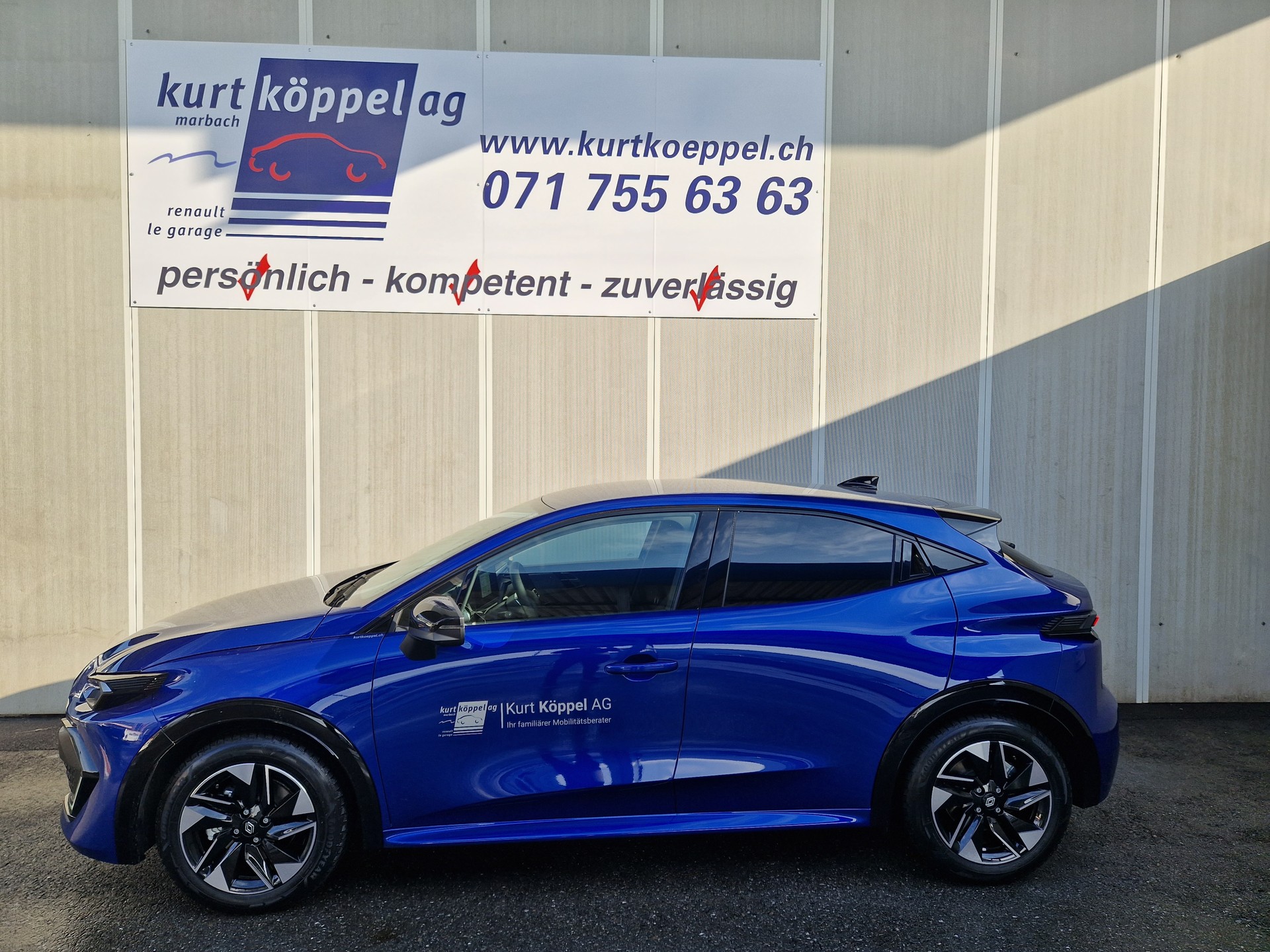 RENAULT Clio 1.8 E-Tech Techno