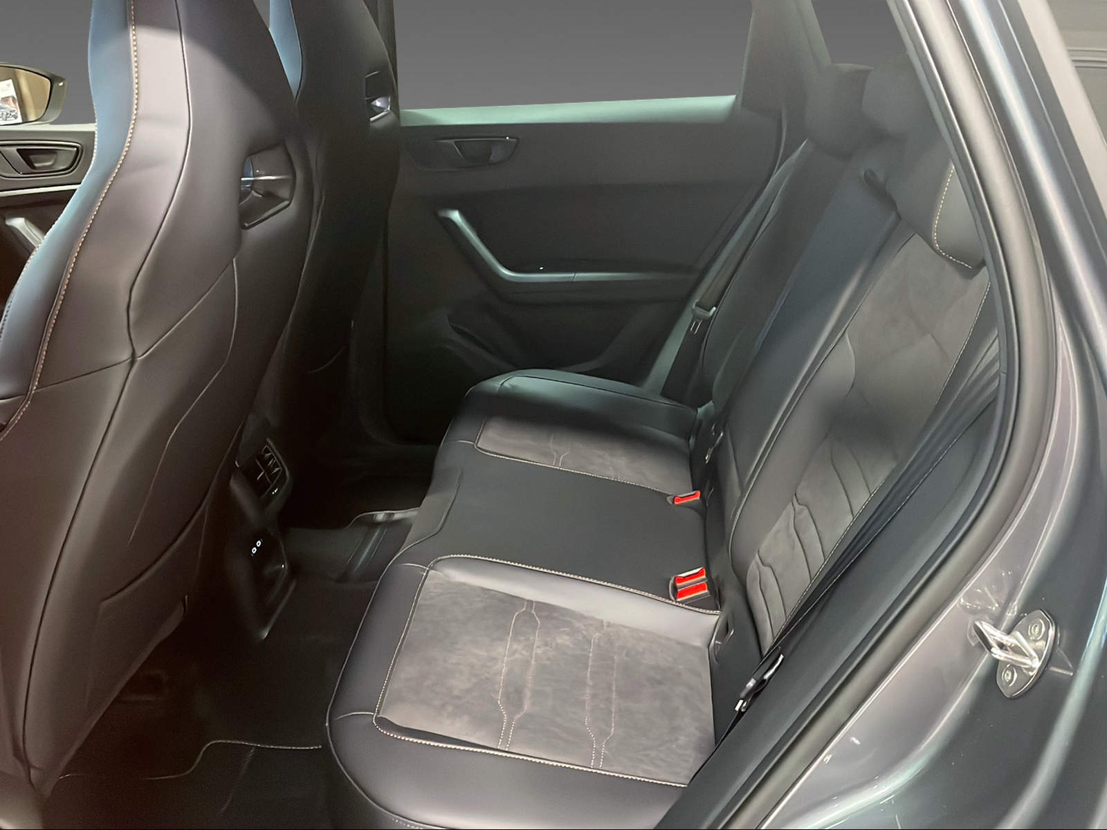 CUPRA Ateca 2.0 TSI VZ 4Drive DSG - 12