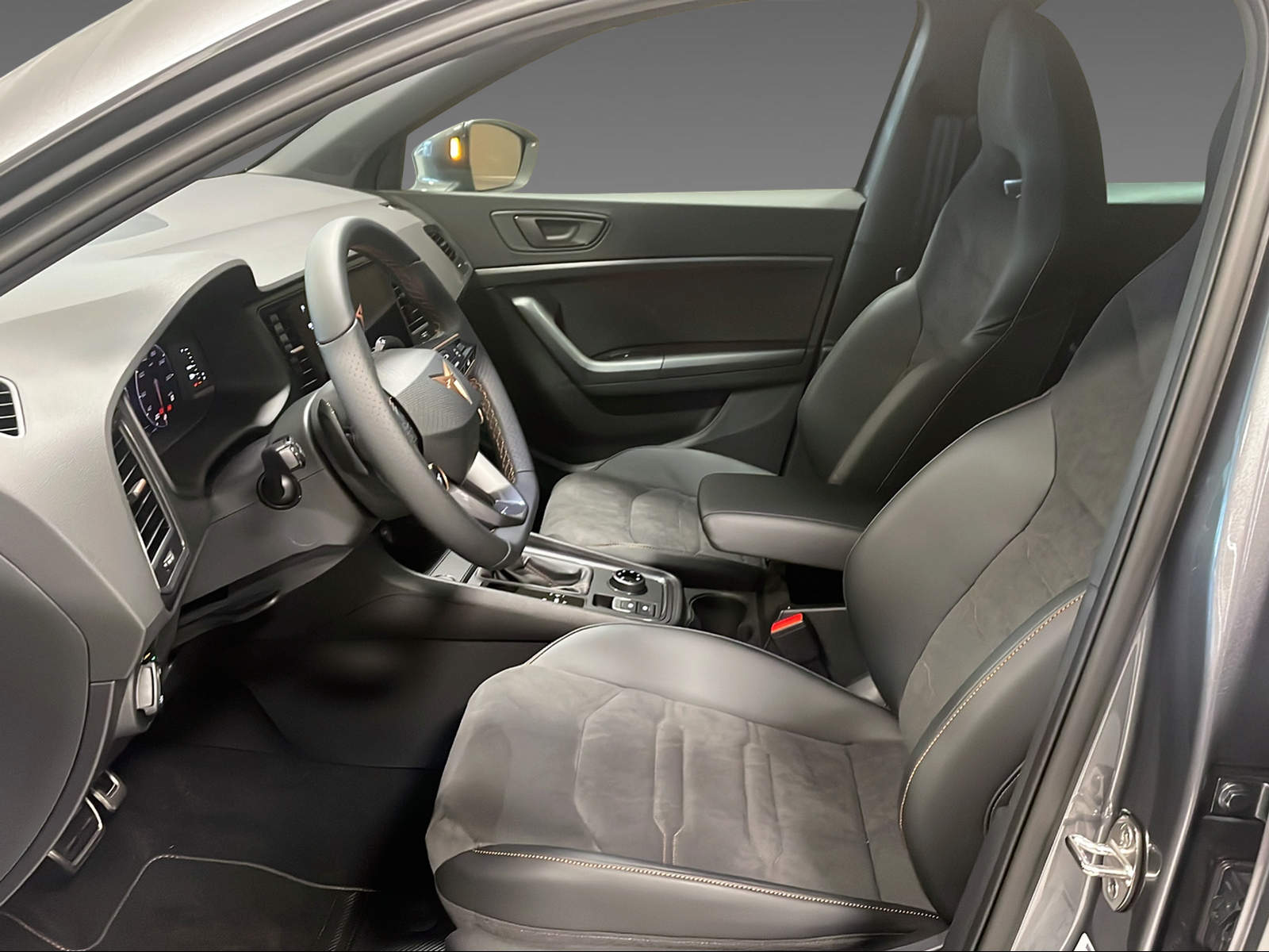 CUPRA Ateca 2.0 TSI VZ 4Drive DSG - 6