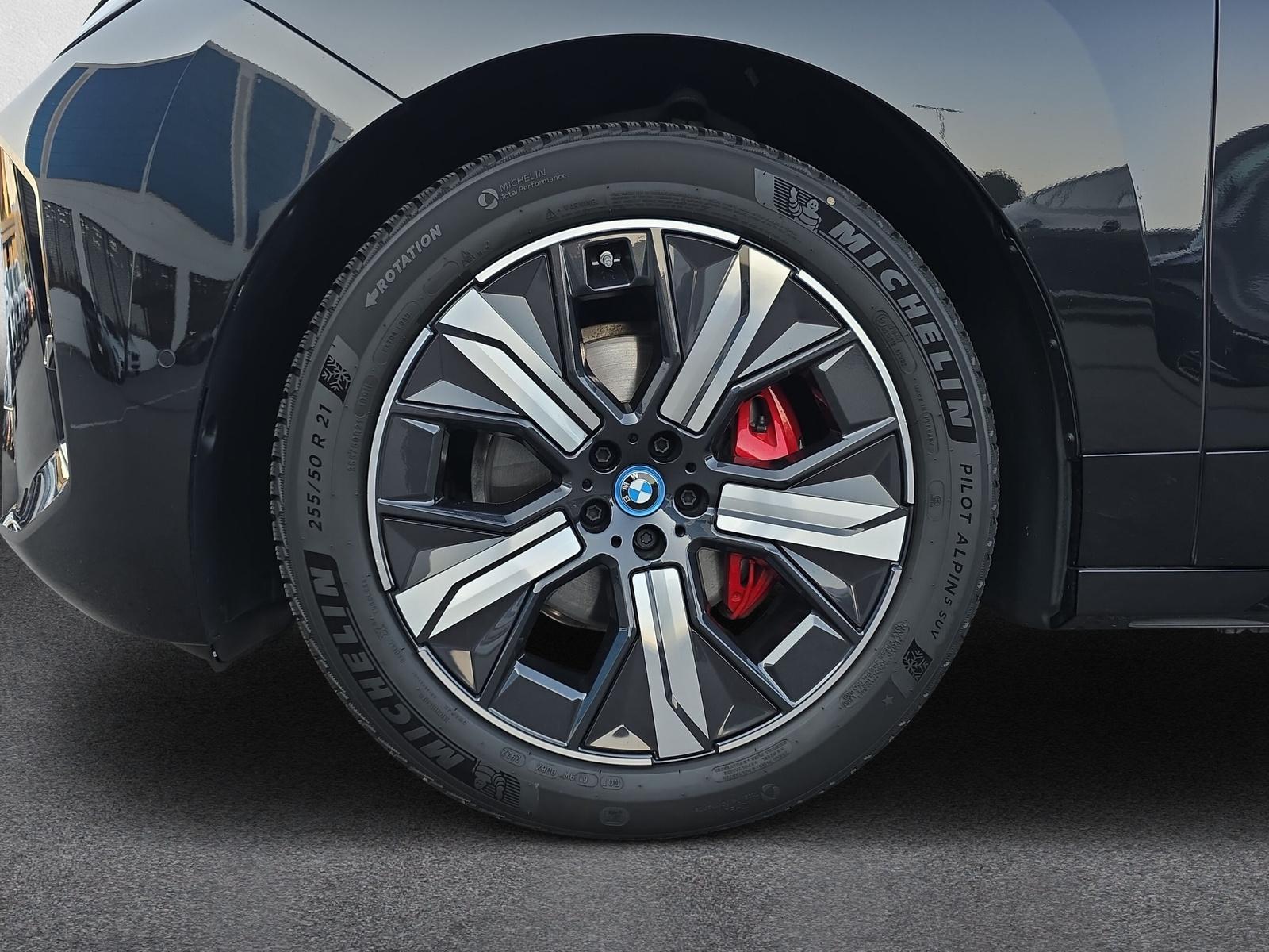 BMW iX xDrive60 M Sport Pro (CH) AHK 2.5T ** Action de Leasing à 0.9% ** - 10