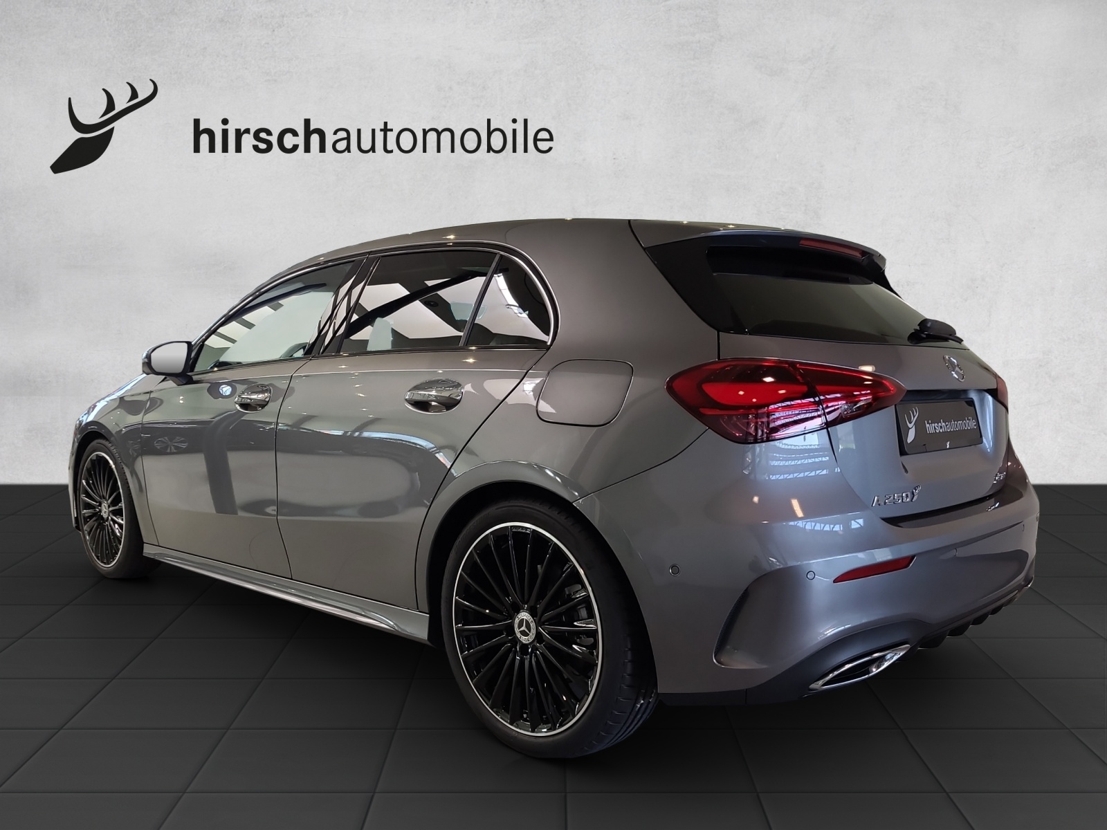 MERCEDES-BENZ A 250 AMG Line 4M W177 - 8