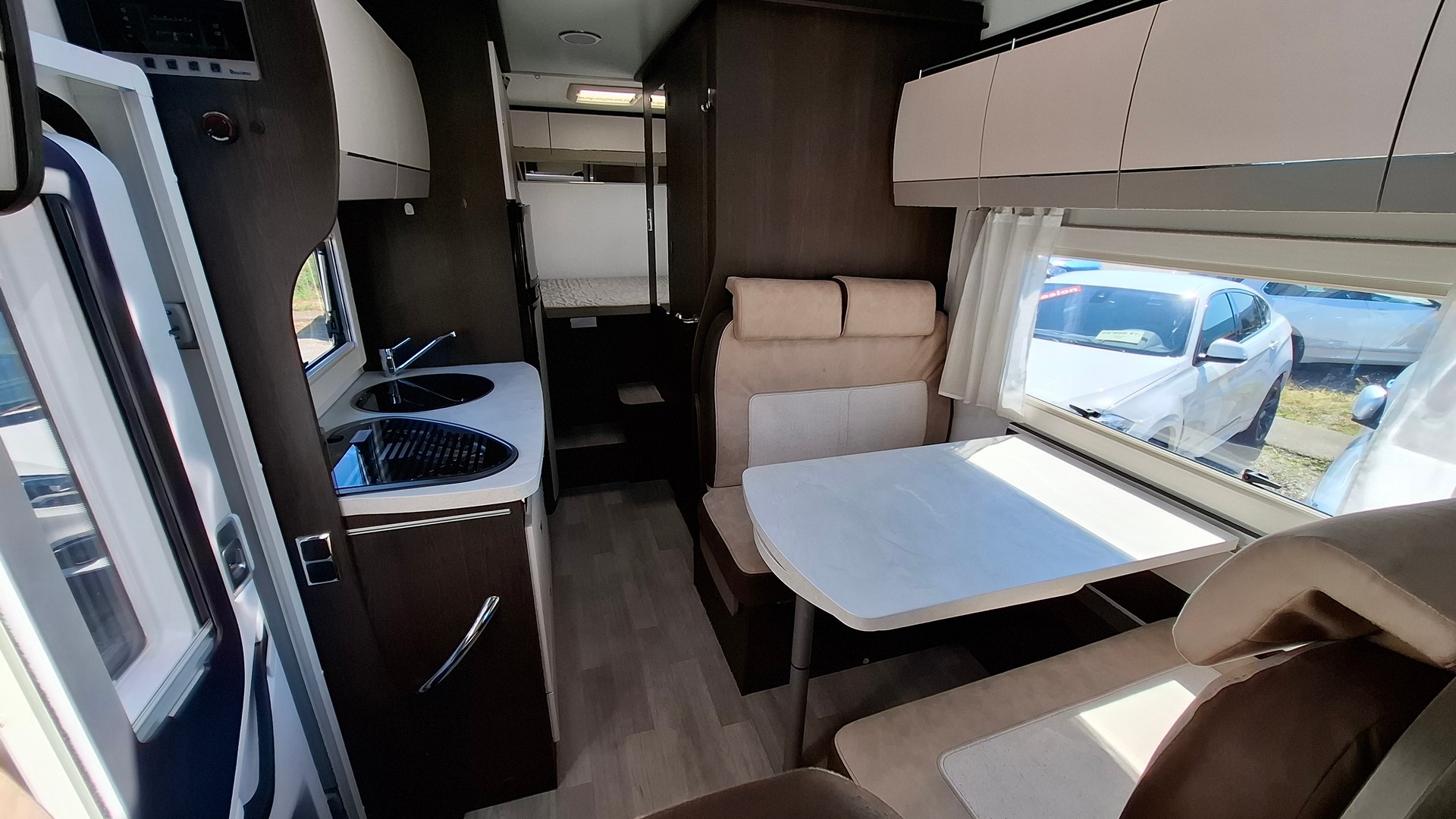 BENIMAR Sport 346 6 places Auto 160 PS (marquise & 2 panneaux solaire) - 4