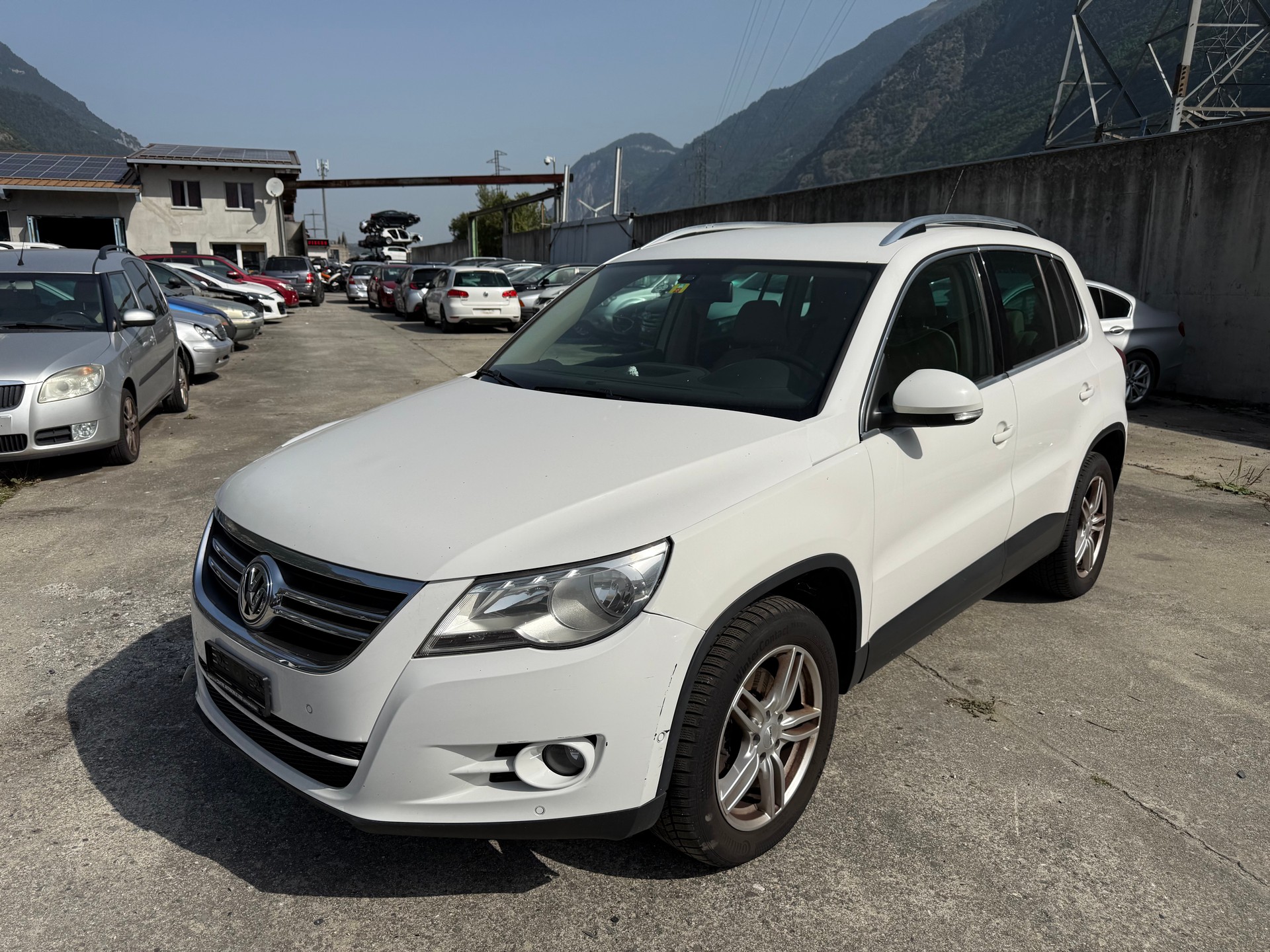 VW Tiguan 2.0 TSI Sport&Style - 2