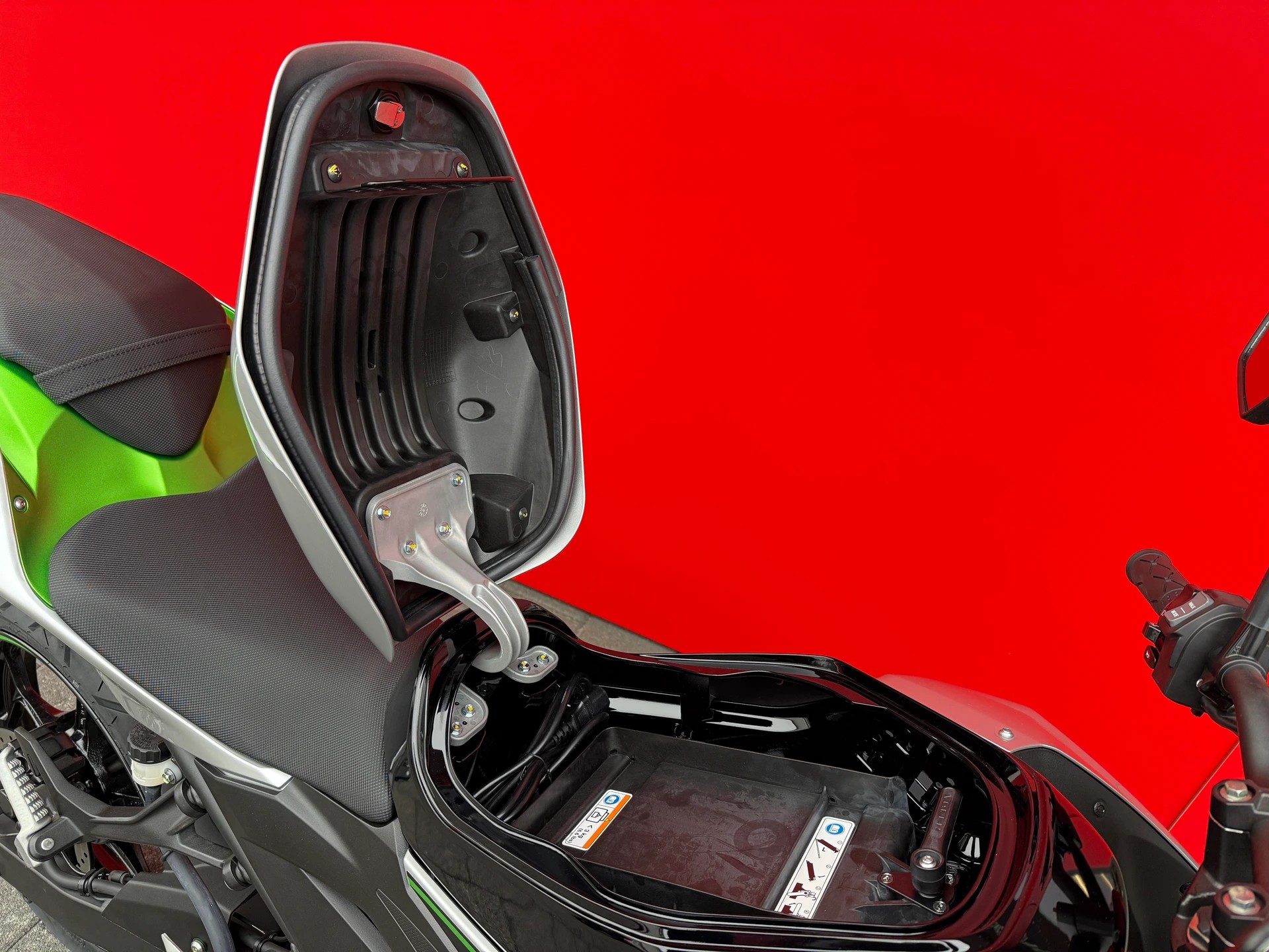KAWASAKI Z E-1 - 15