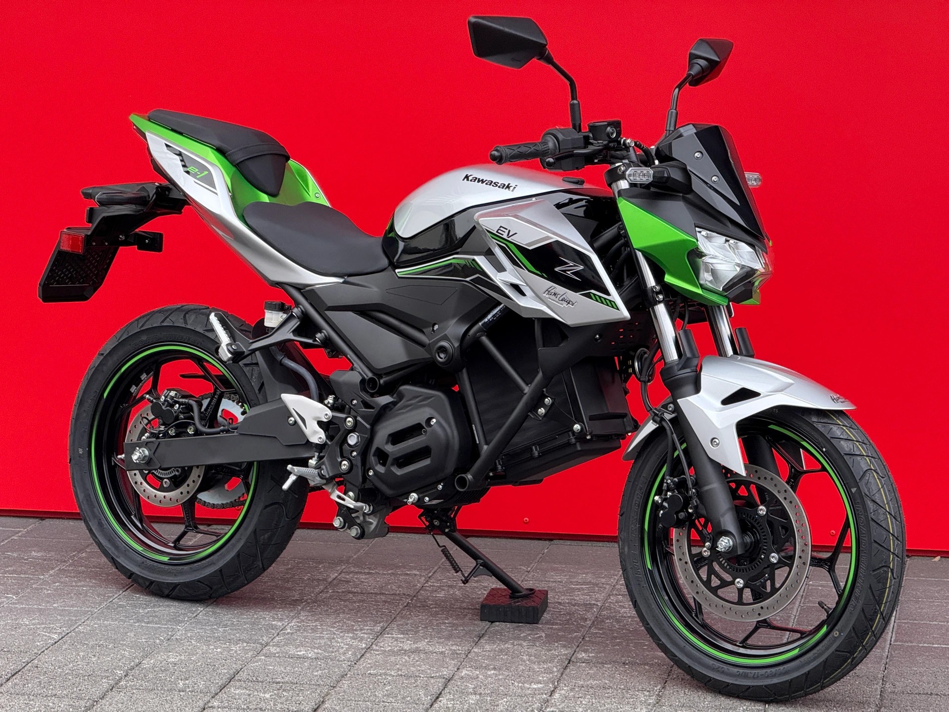KAWASAKI Z E-1 - 10