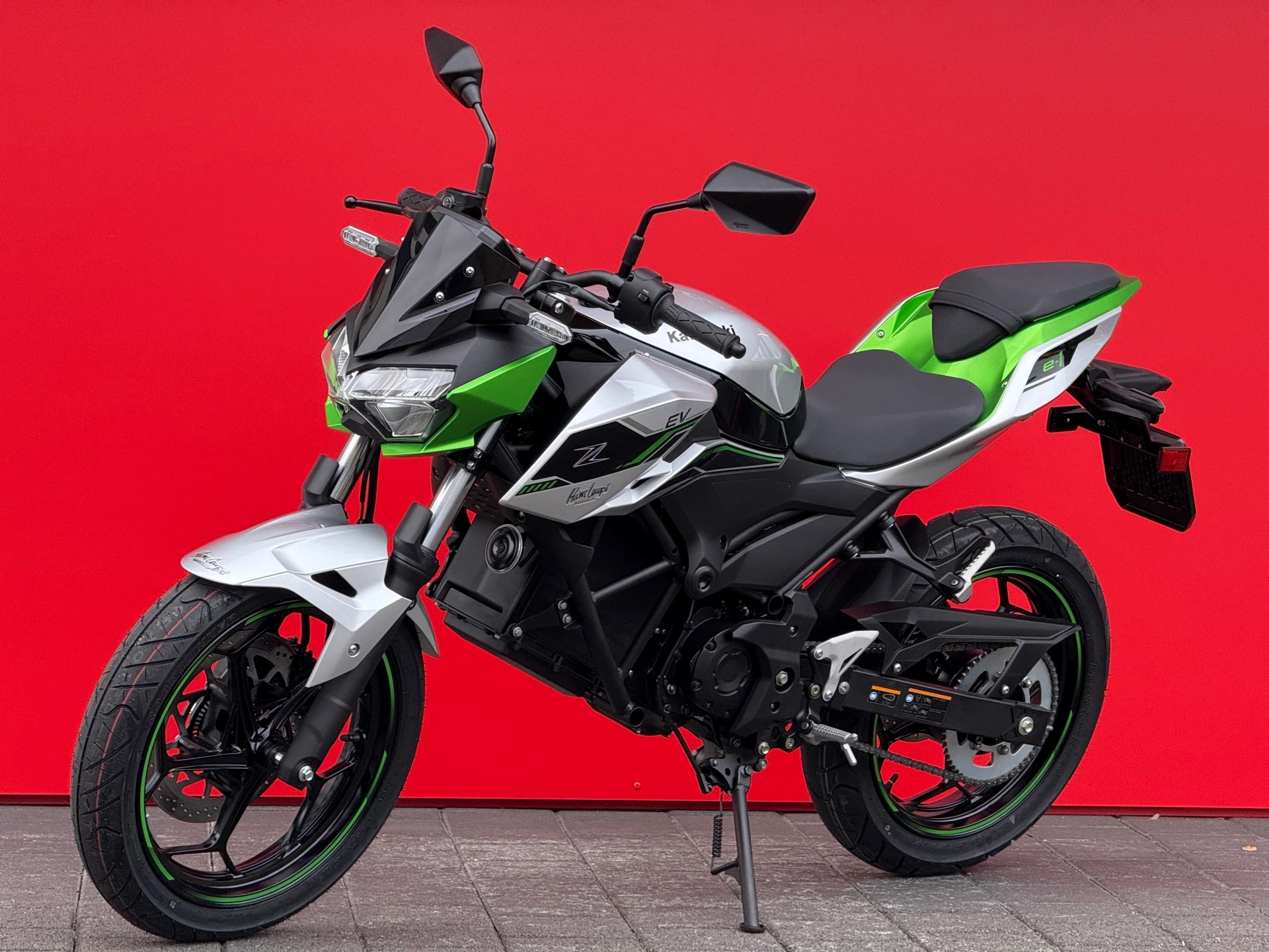 KAWASAKI Z E-1 - 6