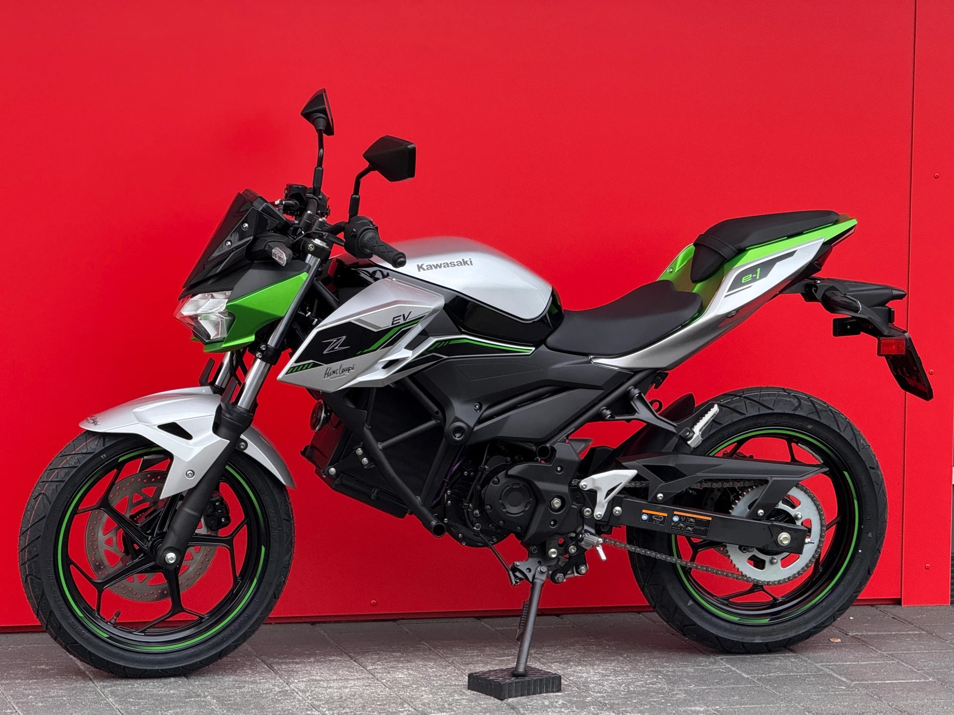 KAWASAKI Z E-1 - 5
