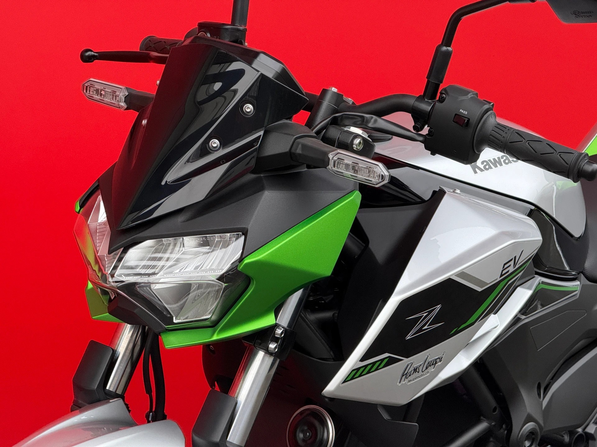 KAWASAKI Z E-1 - 9