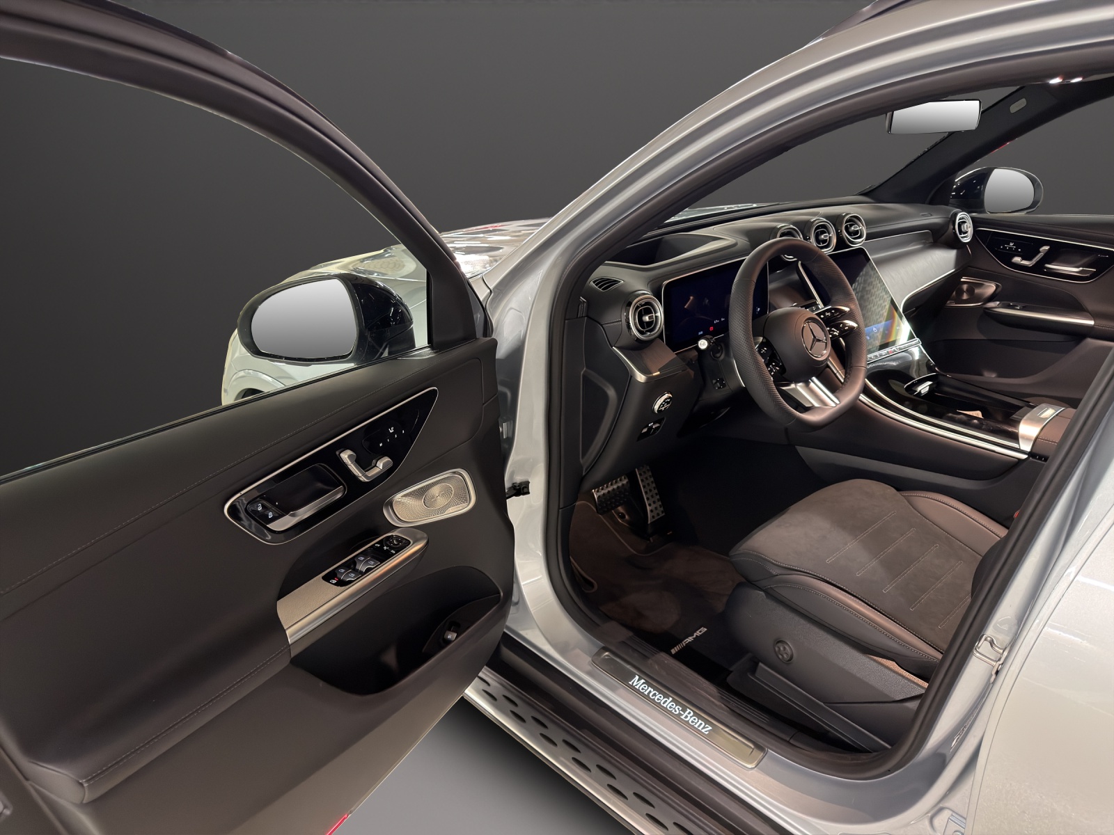 MERCEDES-BENZ GLC 300 e 4Matic 9G-Tronic - 10