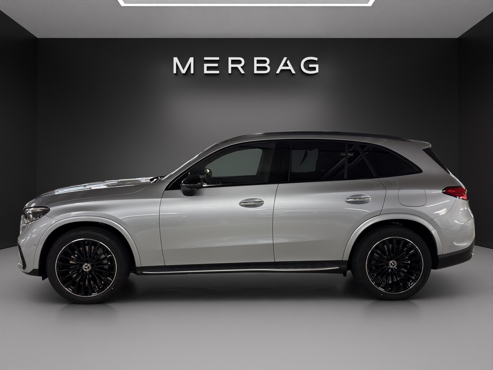 MERCEDES-BENZ GLC 300 e 4Matic 9G-Tronic - 6