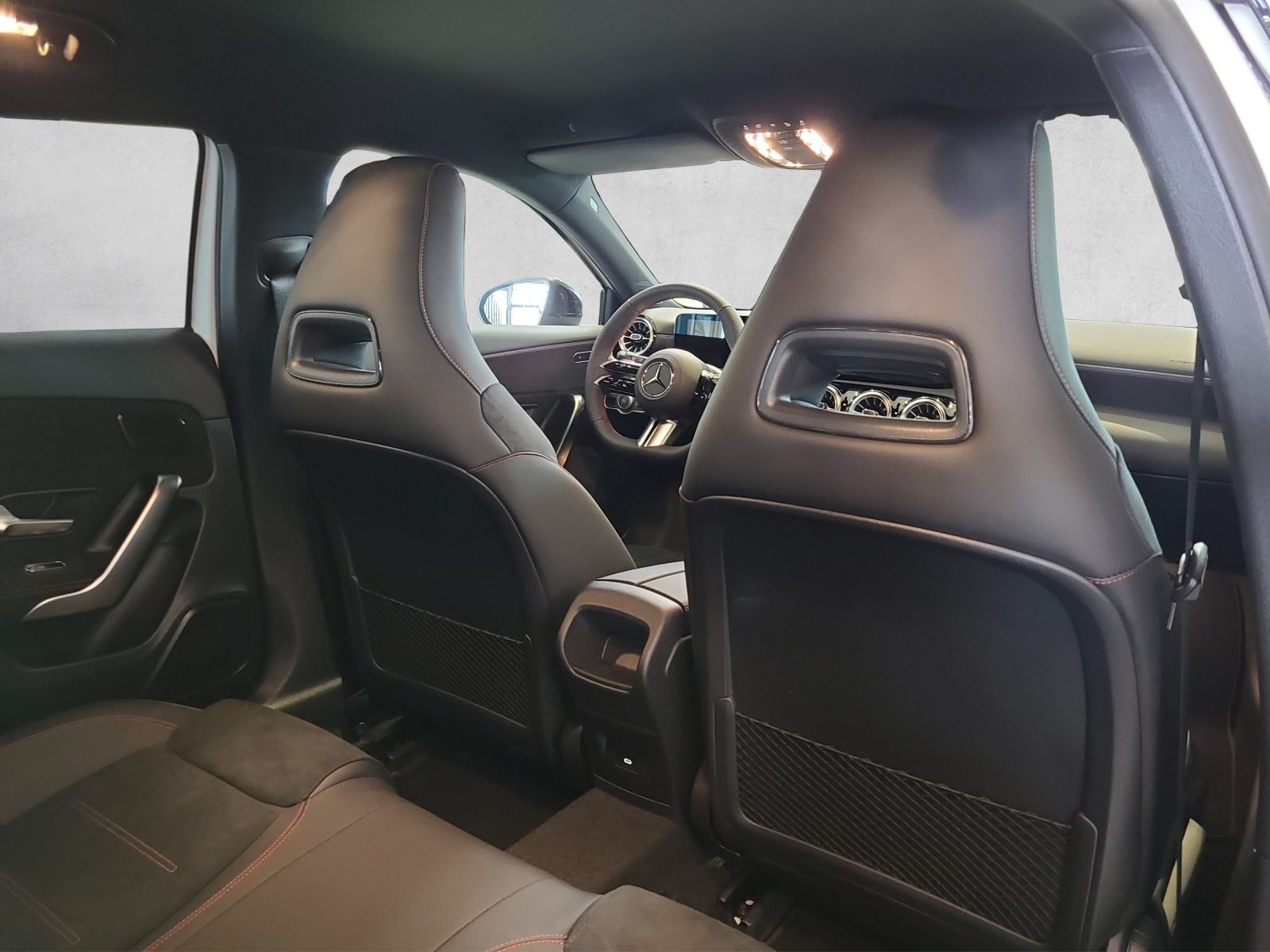 MERCEDES-BENZ A 250 AMG Line 4M W177 - 7
