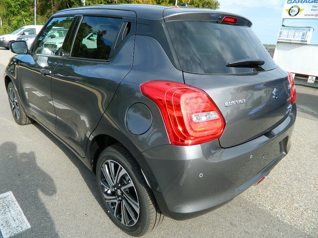 SUZUKI Swift 1.2 Compact Top 4x4 Hybrid - 3