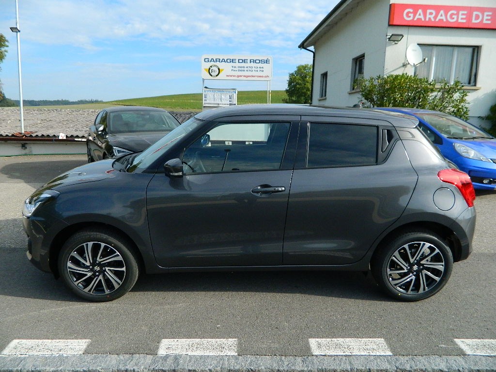 SUZUKI Swift 1.2 Compact Top 4x4 Hybrid - 2